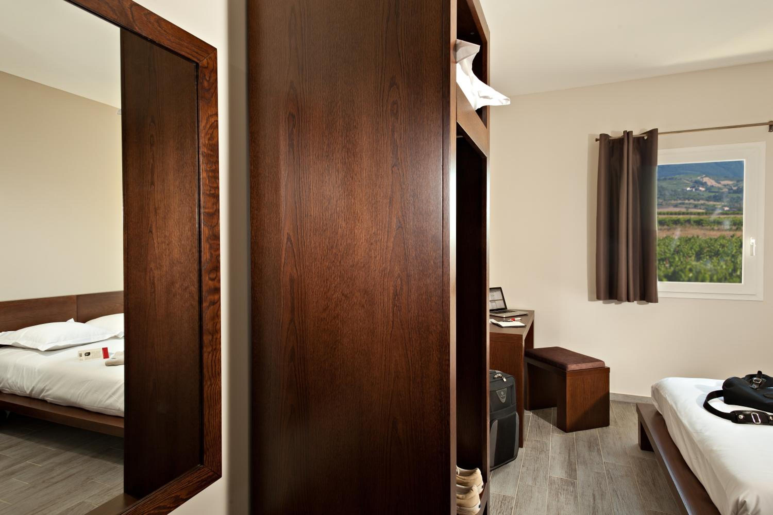 Double Room - Photo 3