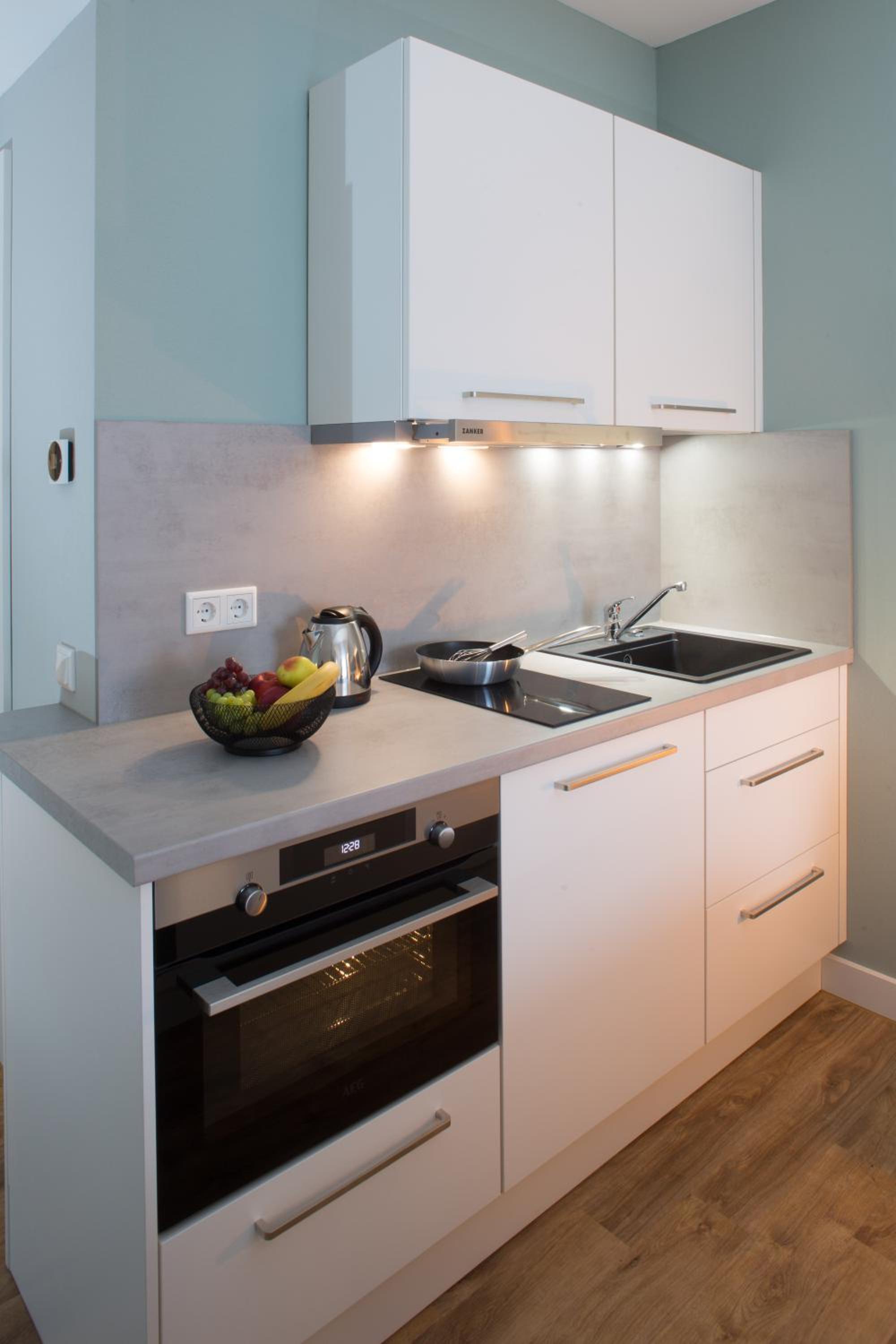 Apartment with Terrace photo 2