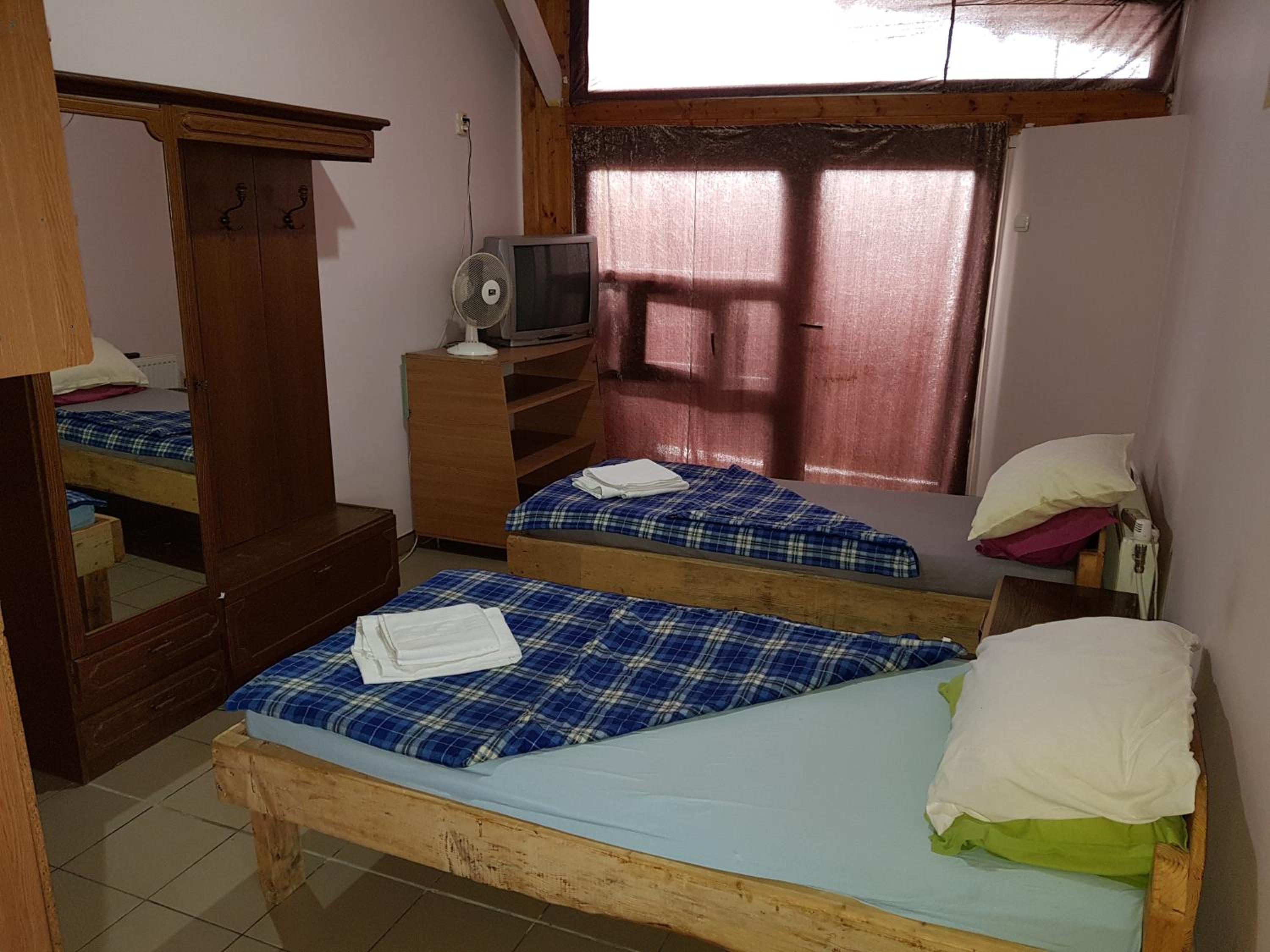 Two-Bedroom Apartment - Photo 8