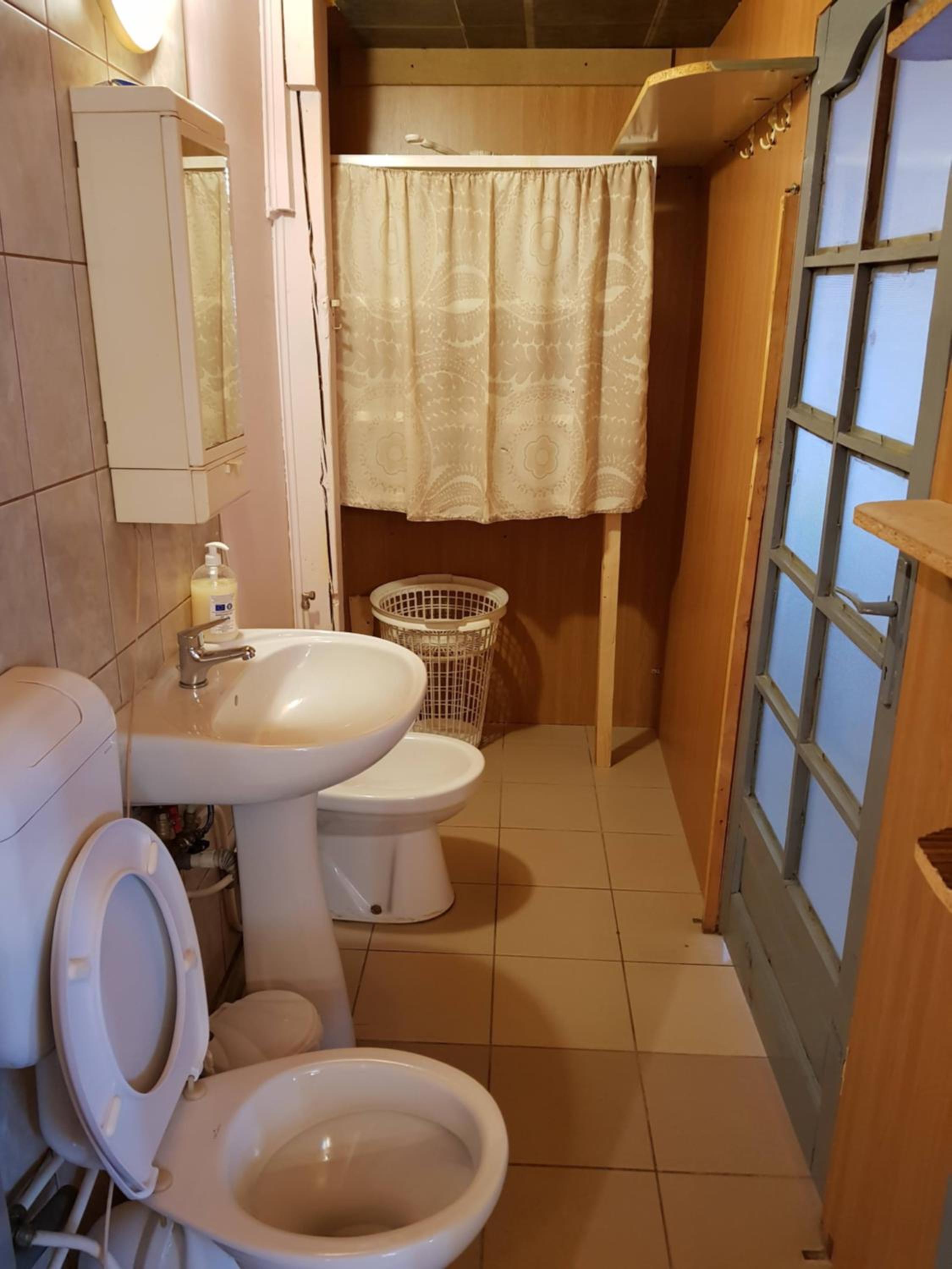 Two-Bedroom Apartment - Photo 11