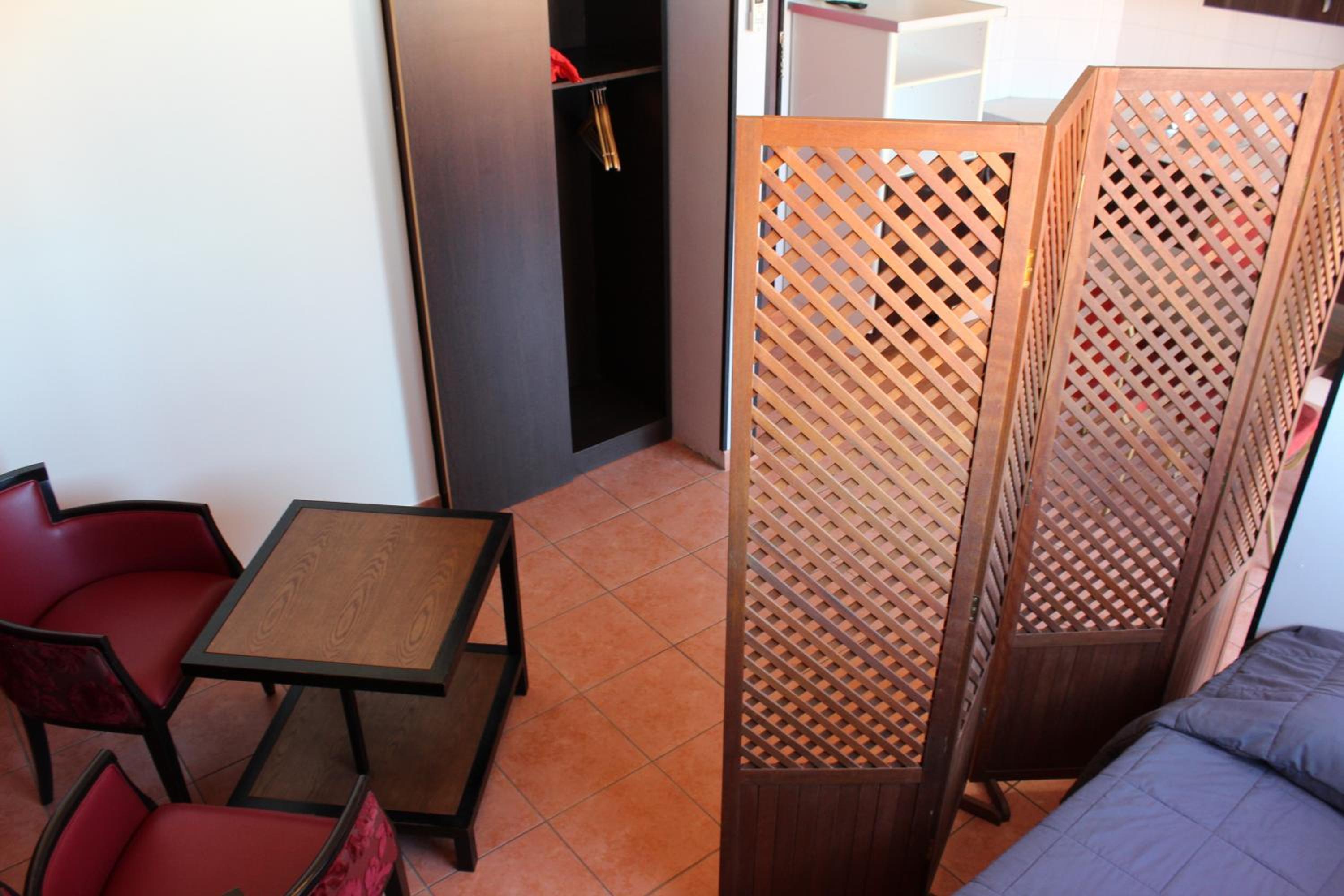 One-Bedroom Apartment (4 Adults) photo 1
