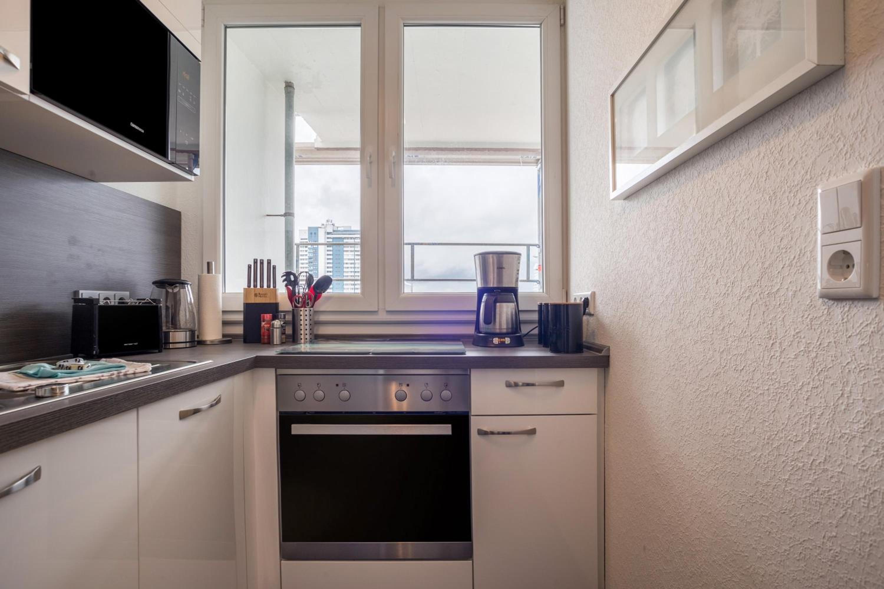 Superior One-Bedroom Apartment with Balcony - Photo 11
