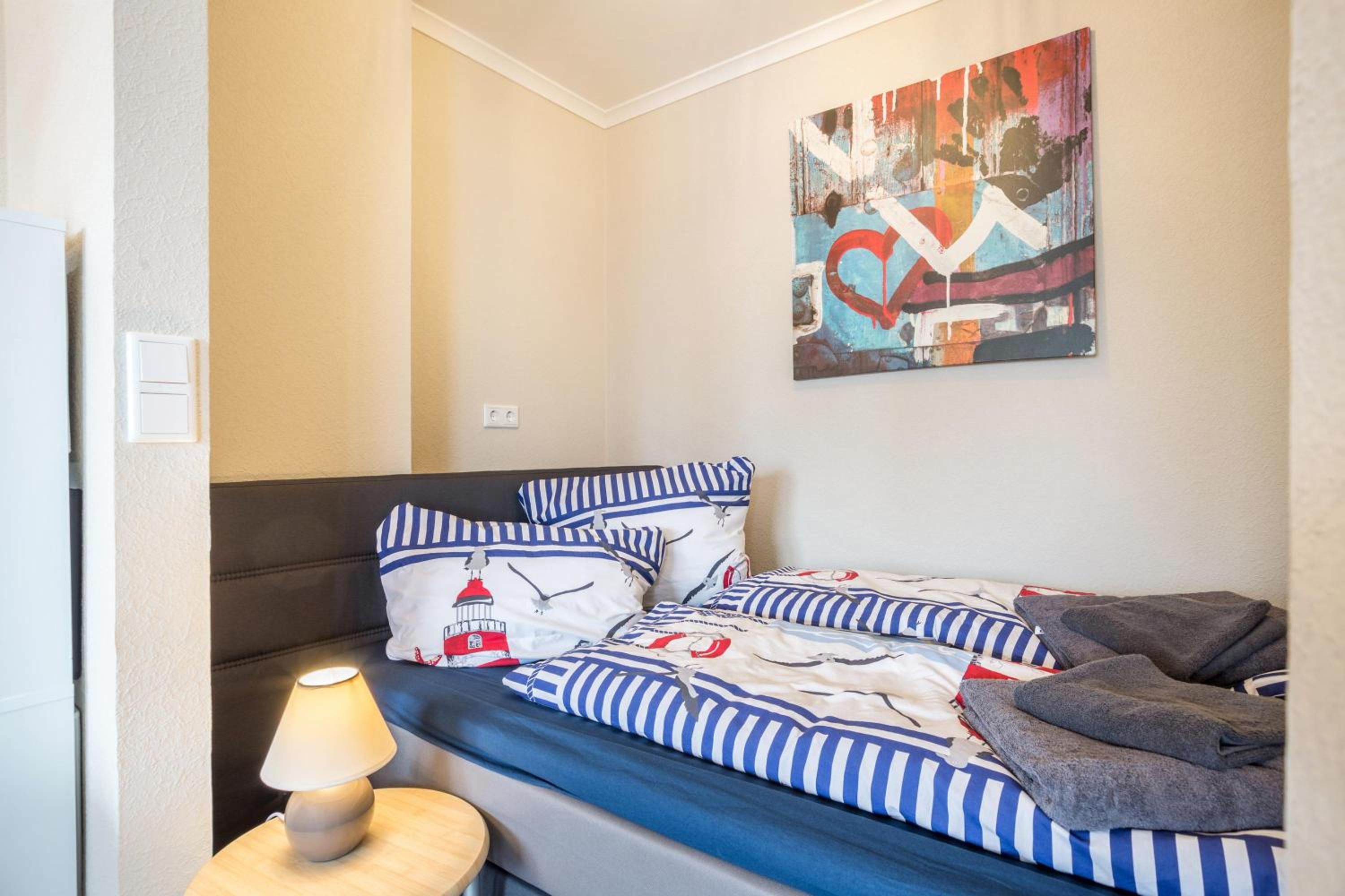 Superior One-Bedroom Apartment with Balcony - Photo 4