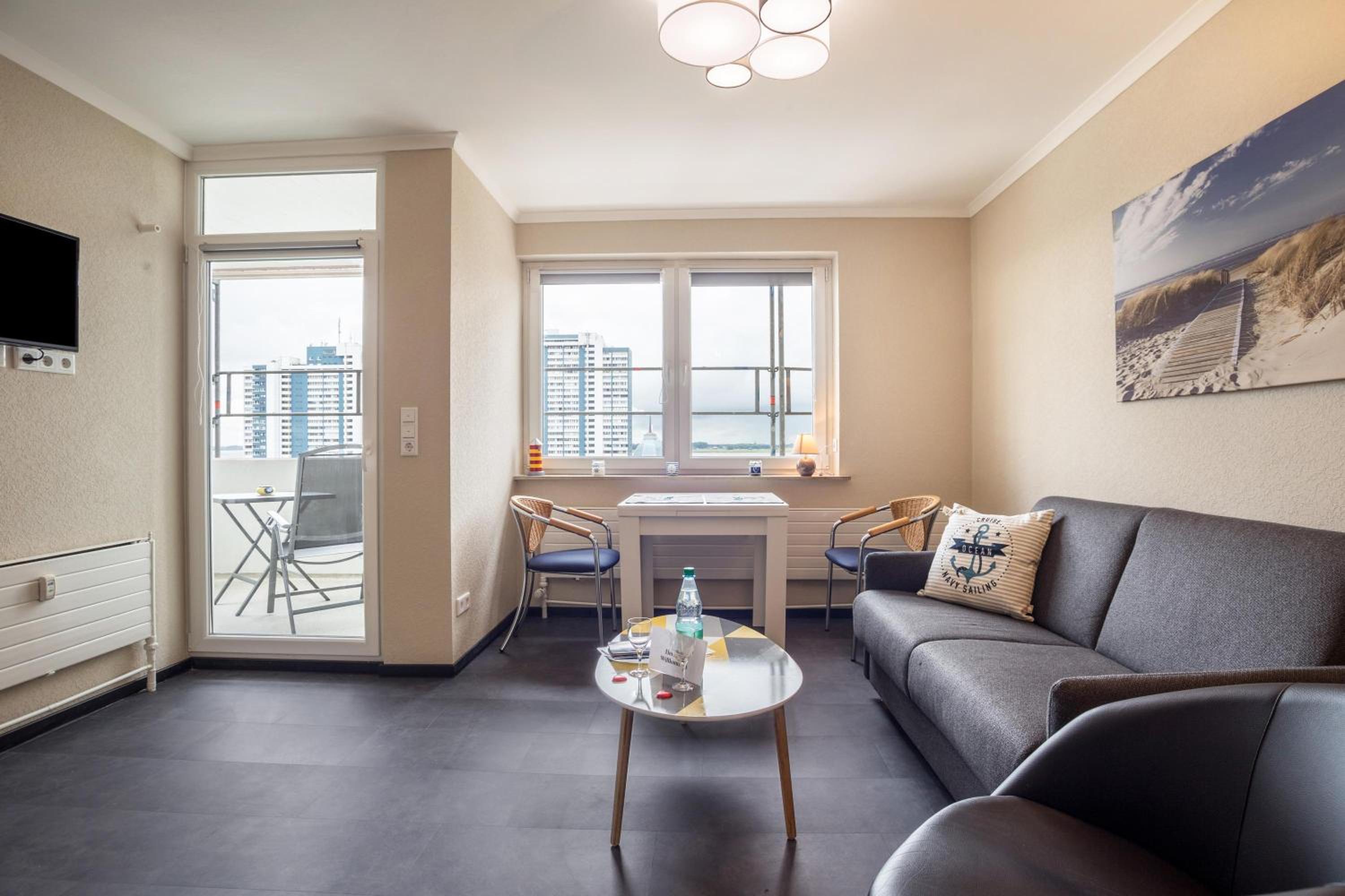Superior One-Bedroom Apartment with Balcony - Photo 30