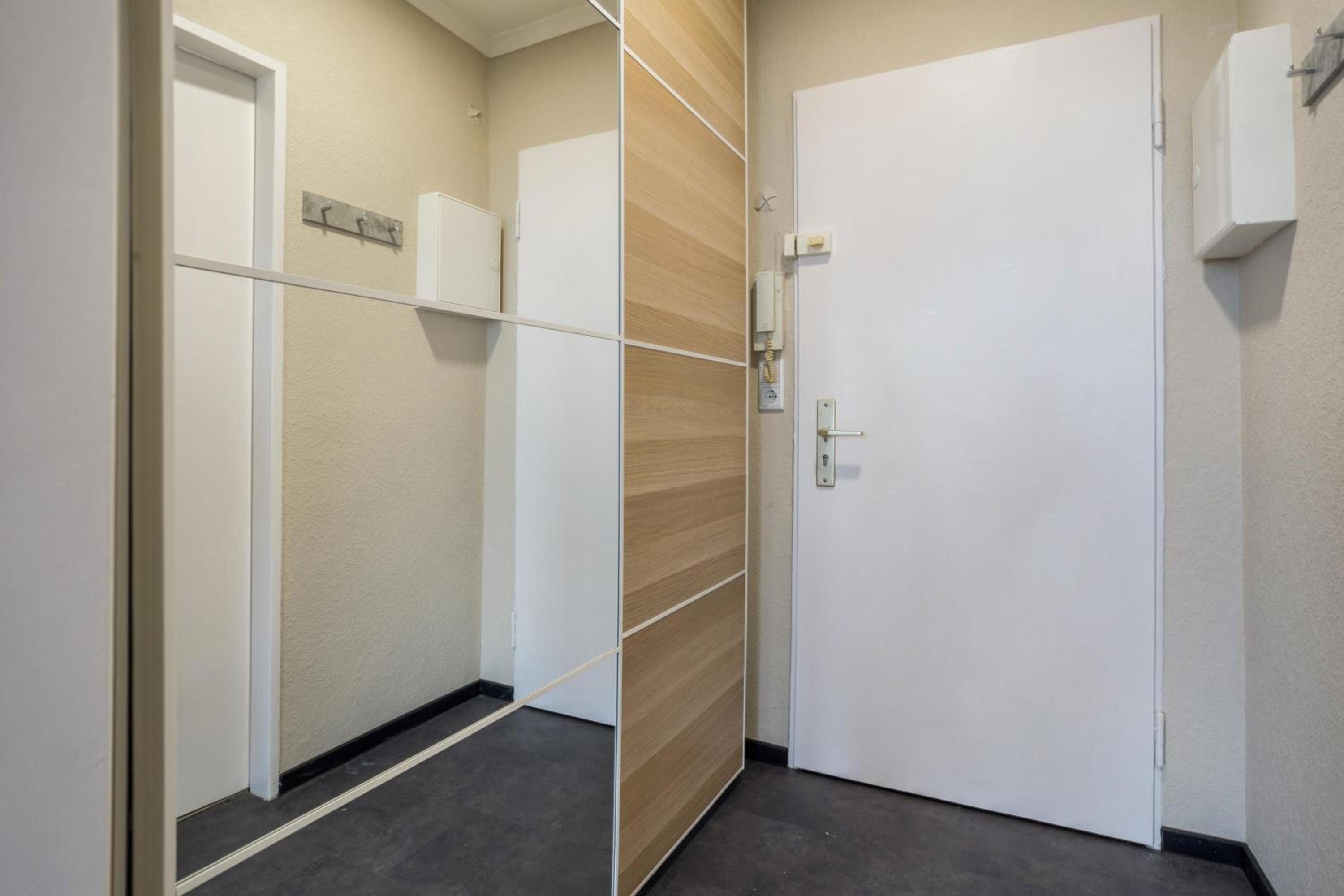Superior One-Bedroom Apartment with Balcony - Photo 14