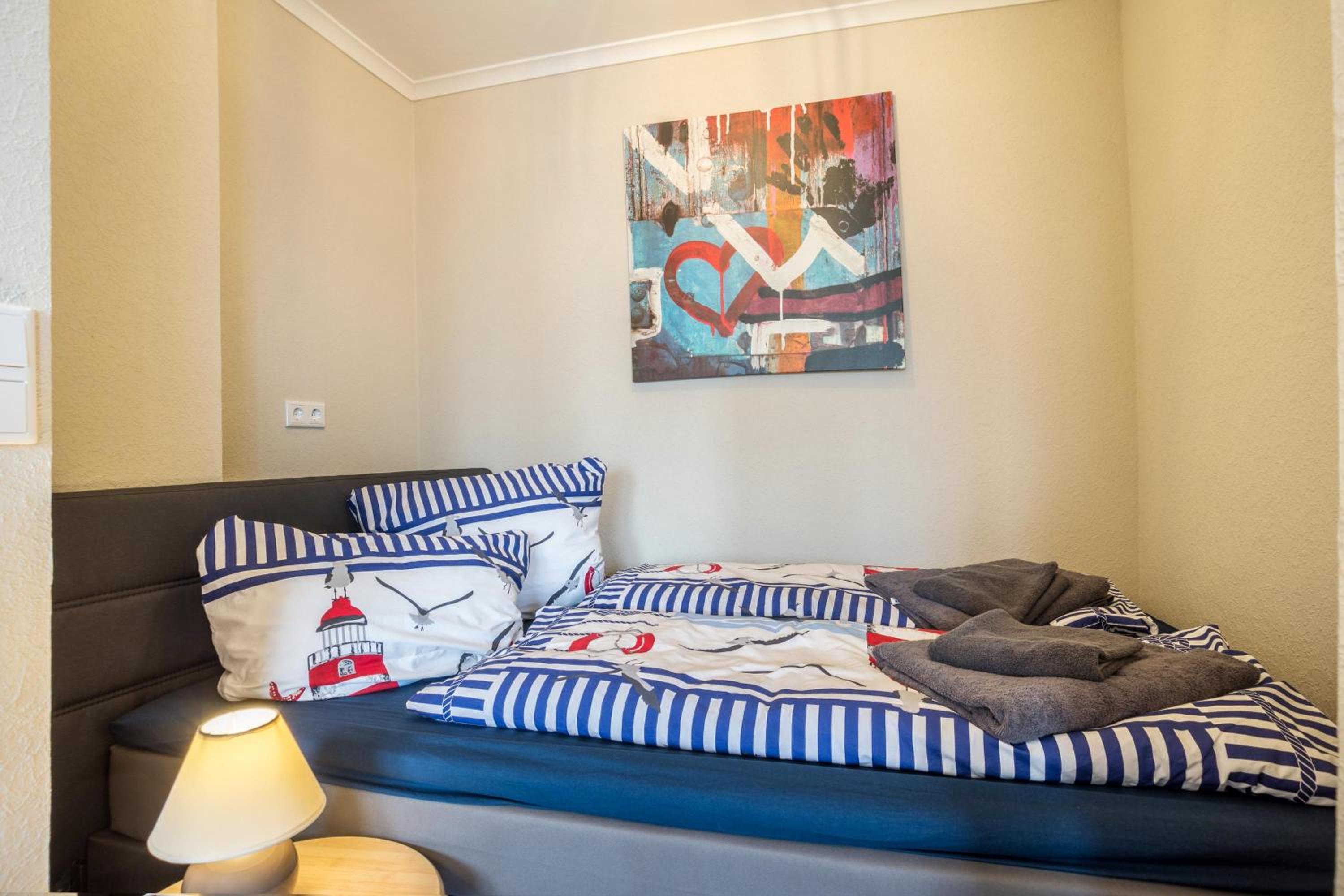 Superior One-Bedroom Apartment with Balcony - Photo 3