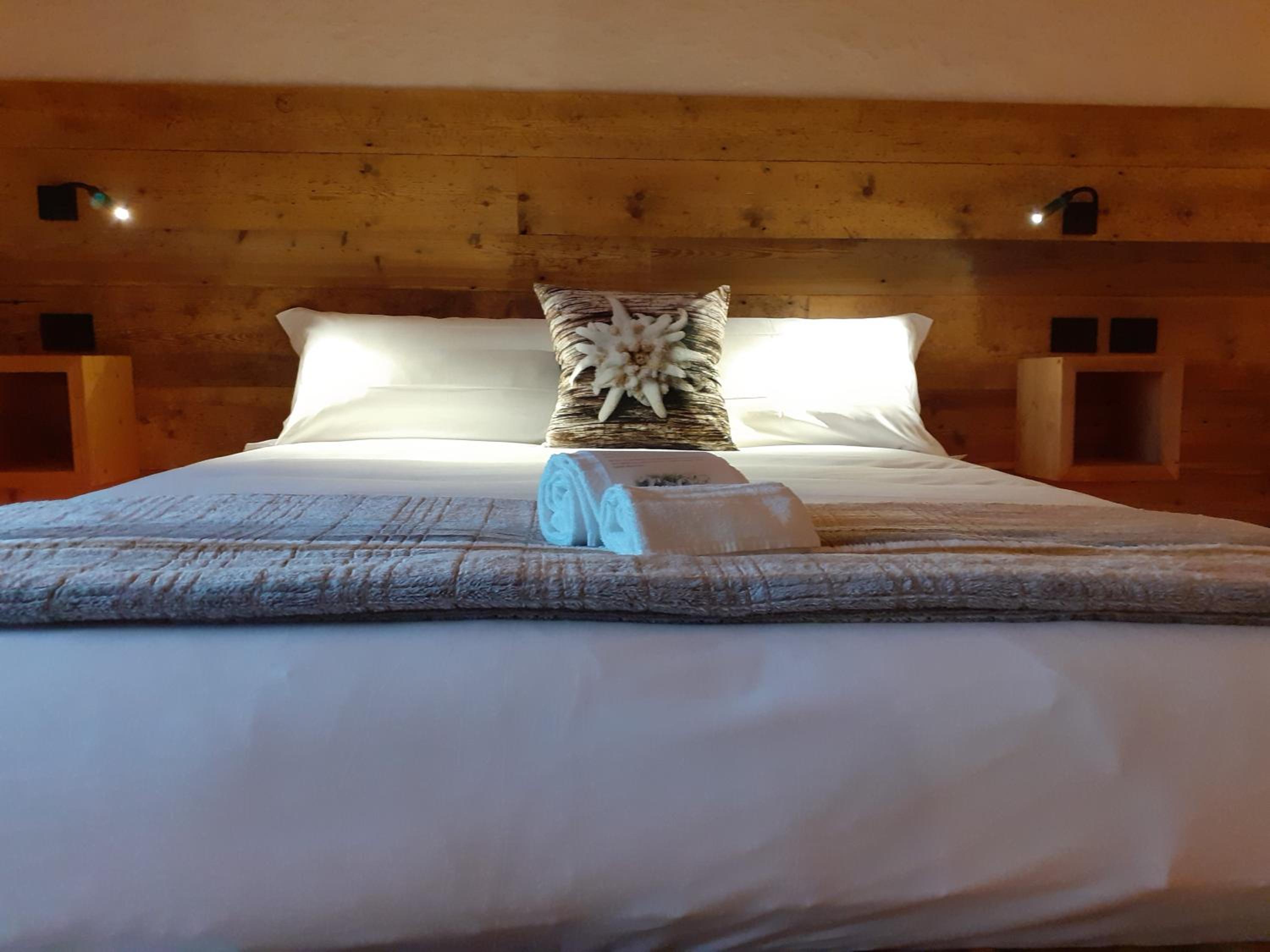 King Room with Mountain View