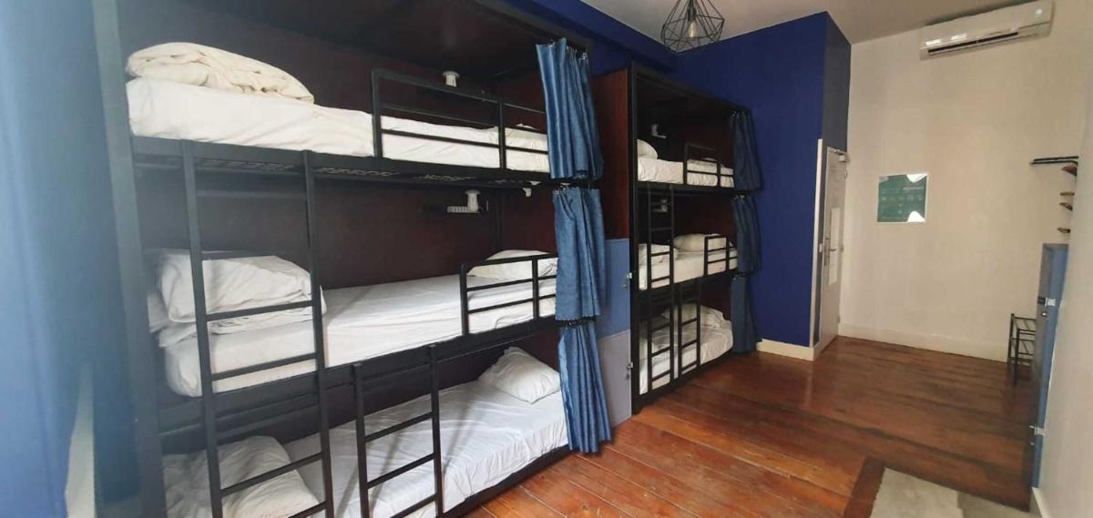 Bed in 6-Bed Mixed Dormitory Room photo 1