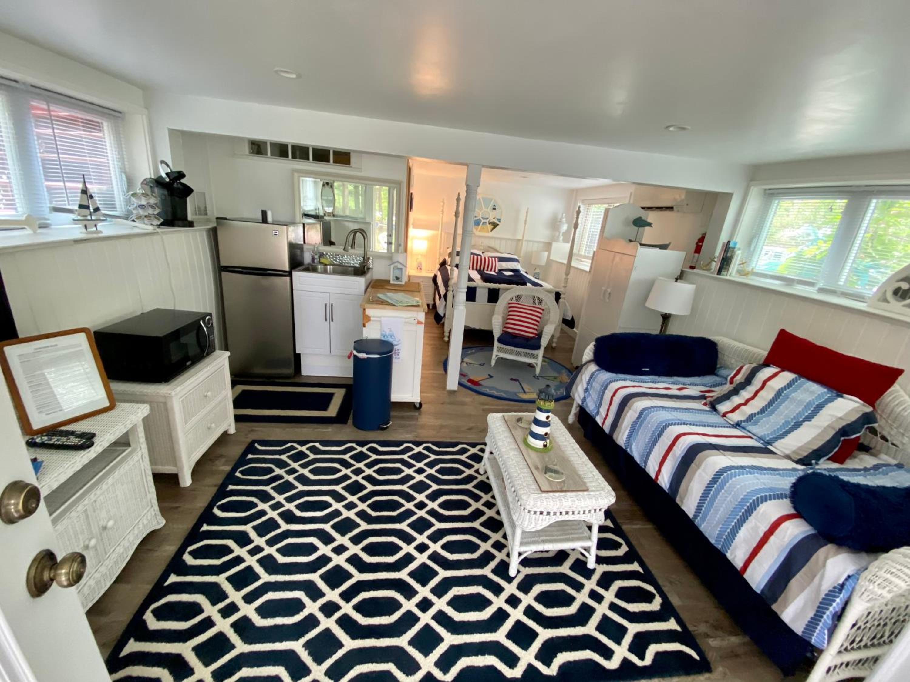 Studio Apartment photo 1