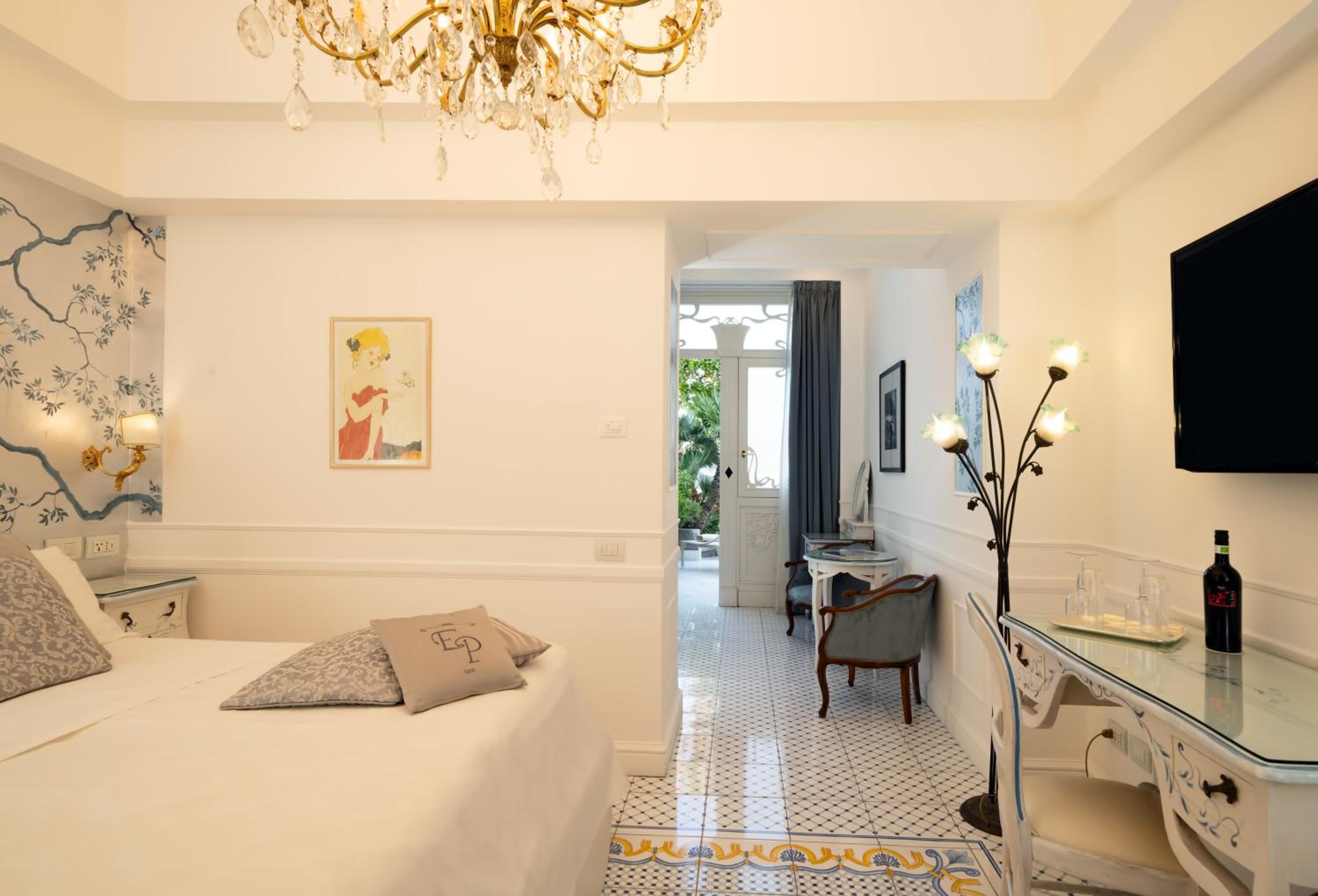 Classic Double Room - Photo 5
