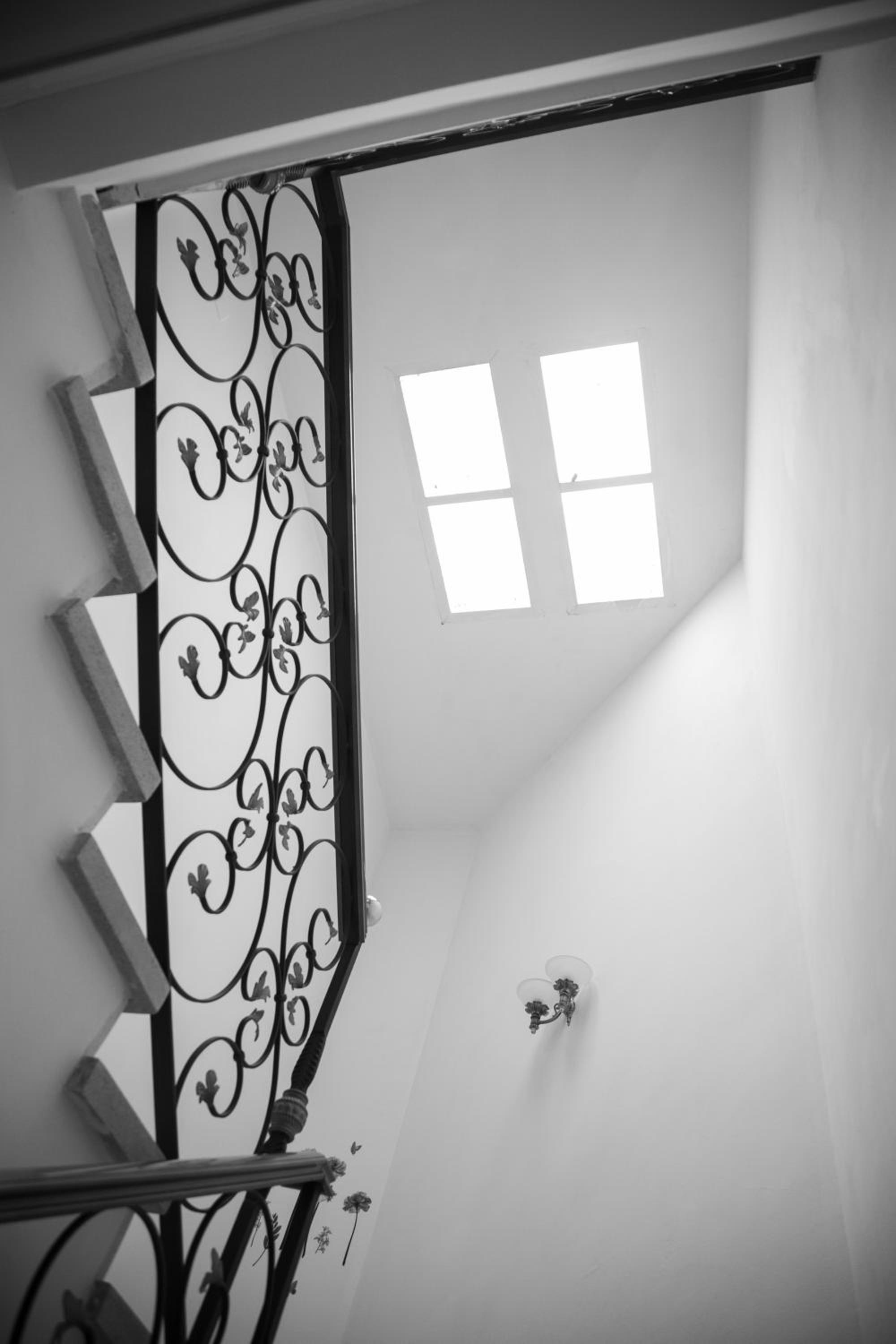 Three-Bedroom House - Photo 11