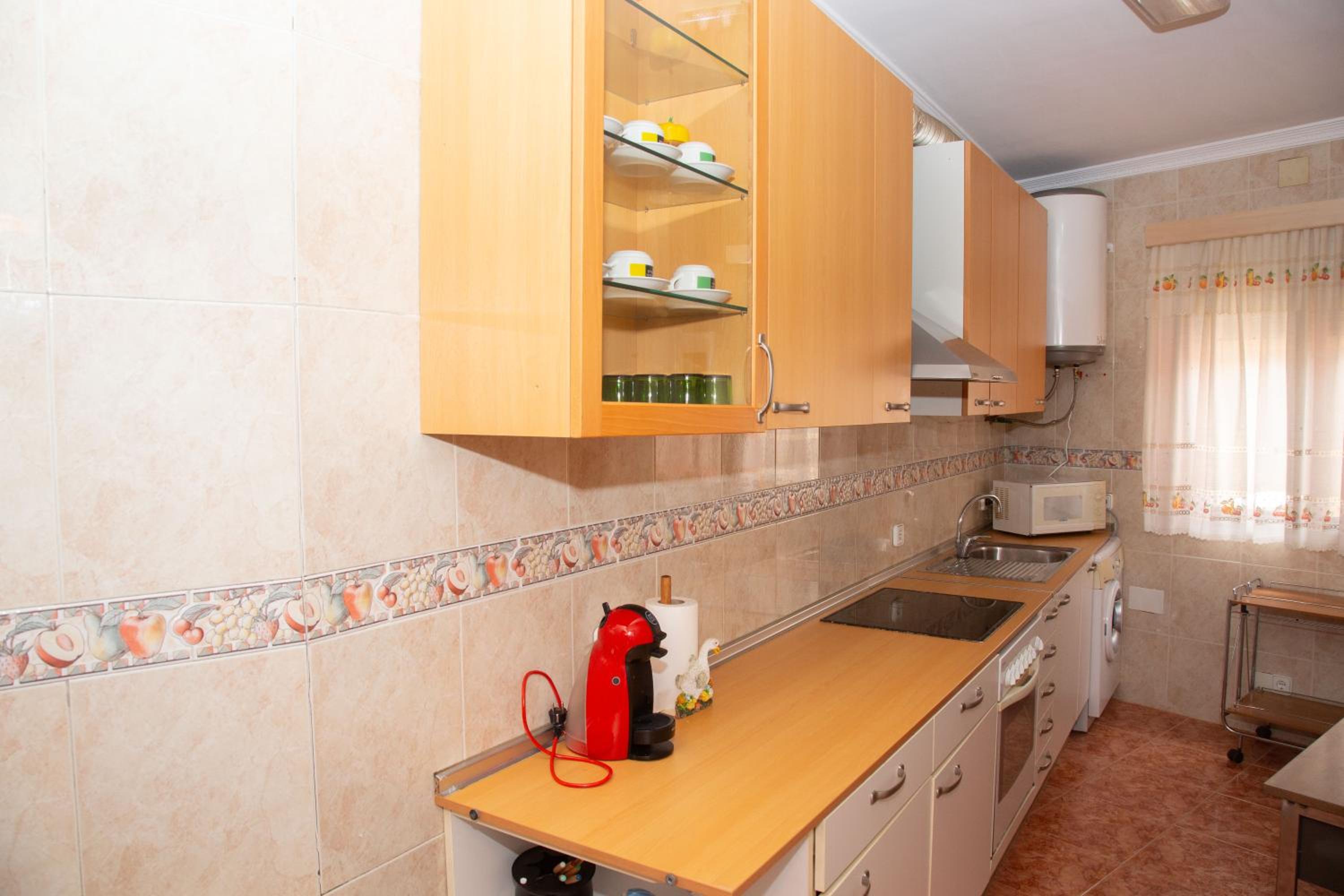 Three-Bedroom House - Photo 7