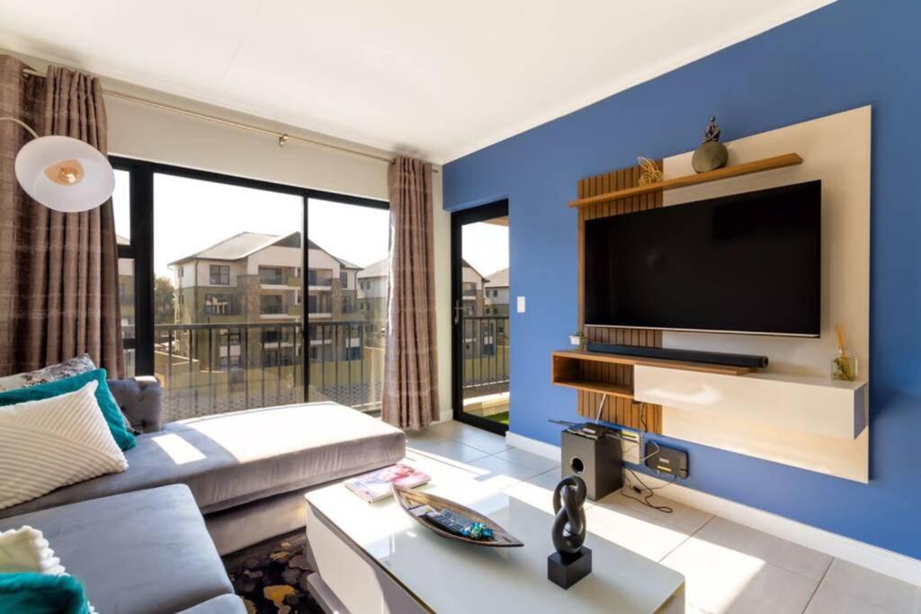 One-Bedroom Apartment - Photo 16