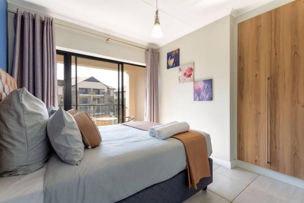 One-Bedroom Apartment - Photo 8
