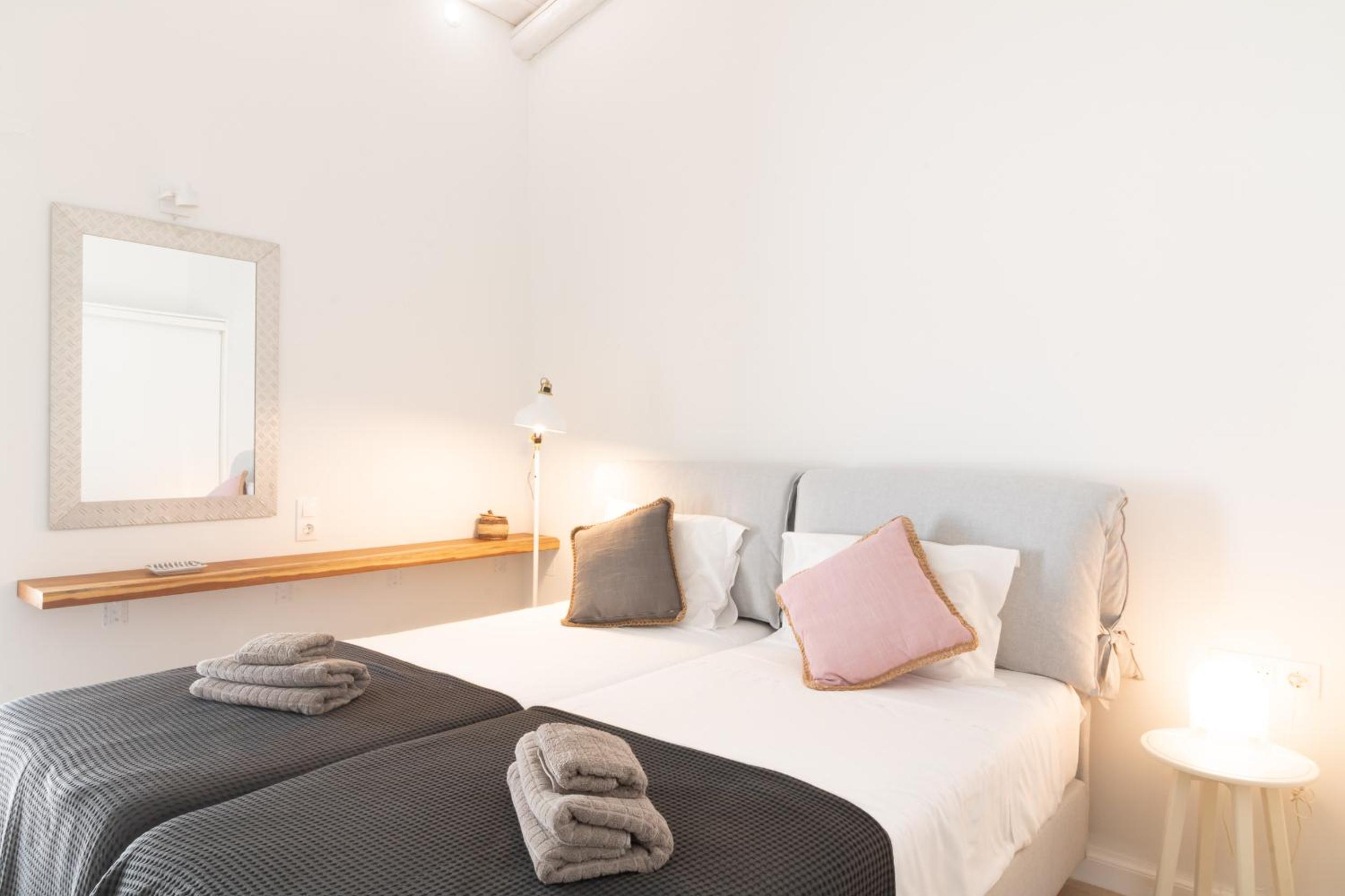 Two-Bedroom House photo 2