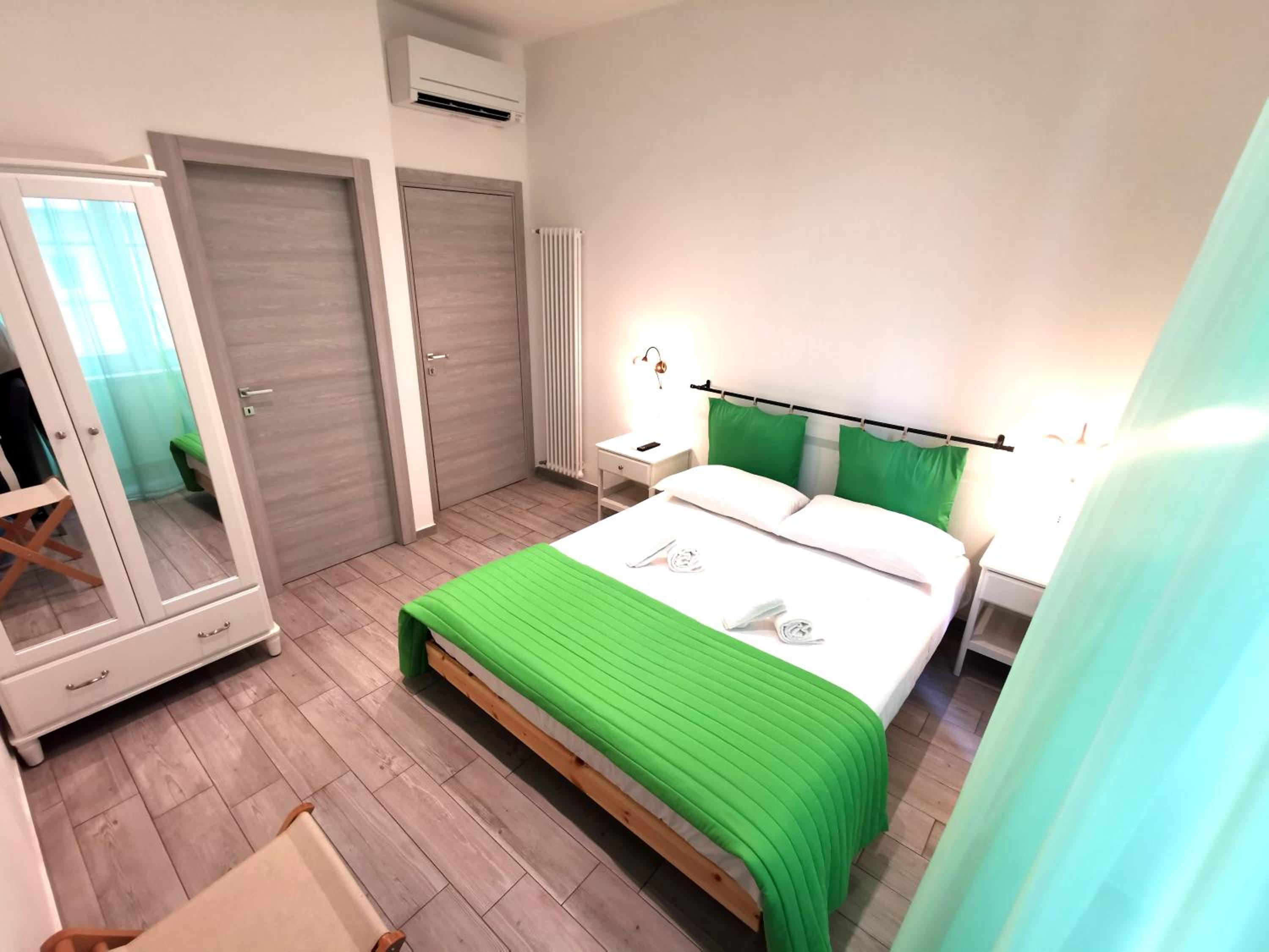 Double Room with Private Bathroom photo 1