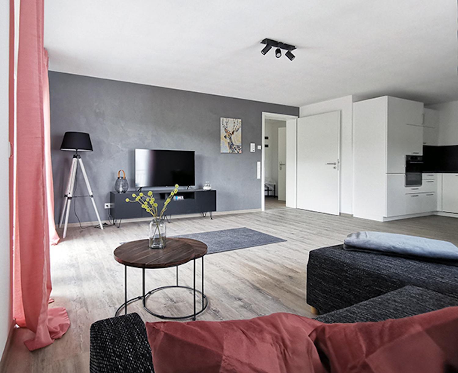 Superior One-Bedroom Apartment with Balcony - Photo 10