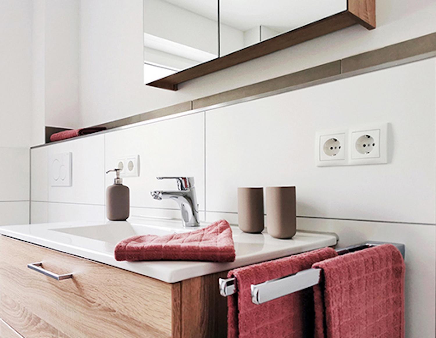 Superior One-Bedroom Apartment with Balcony - Photo 3