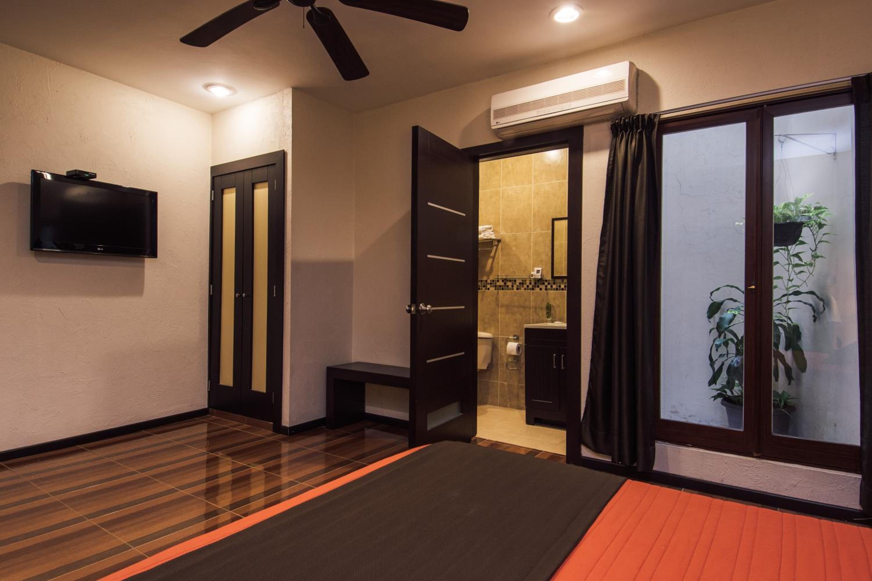 Double Room photo 3