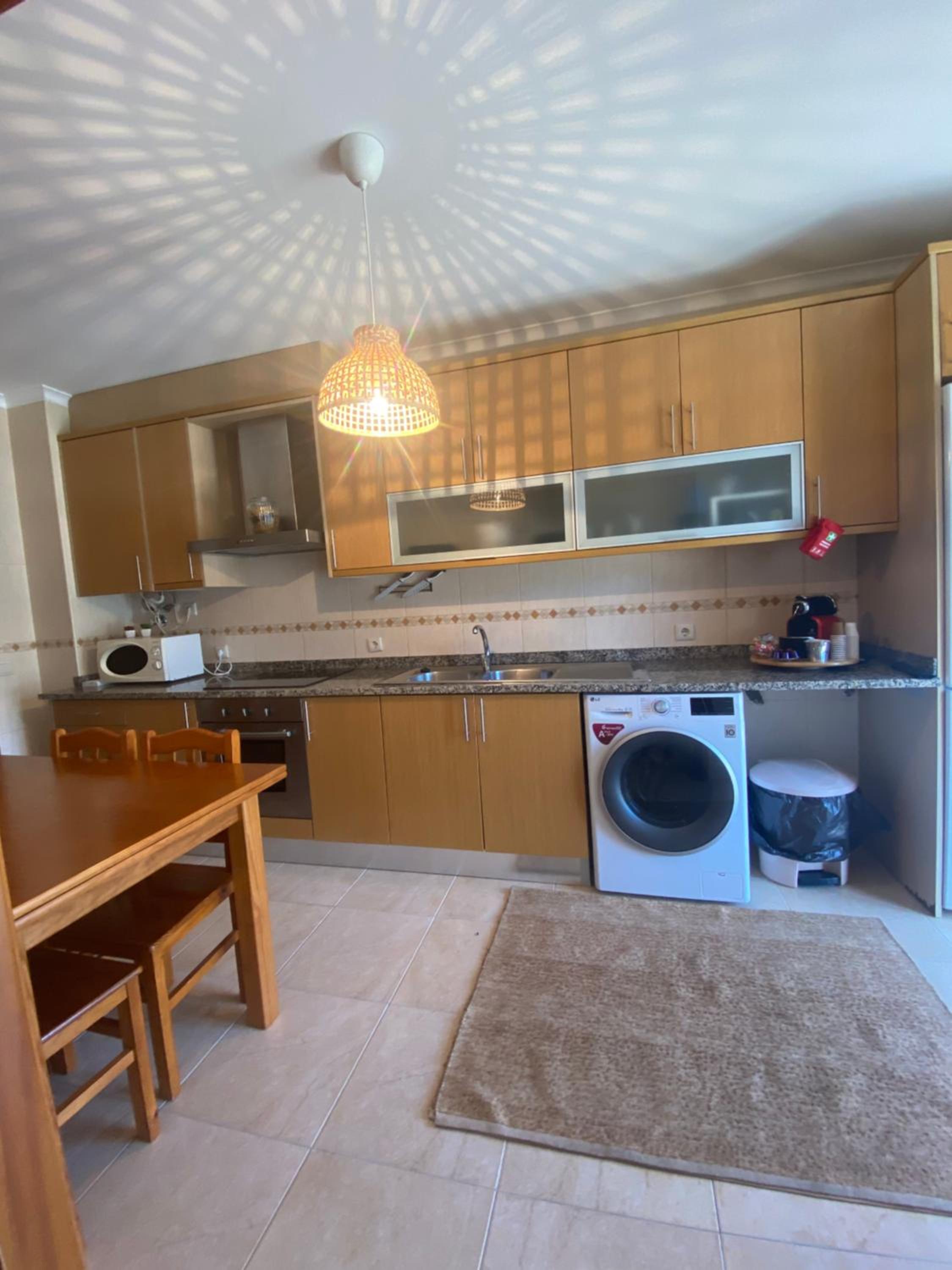 Three-Bedroom Apartment - Photo 24