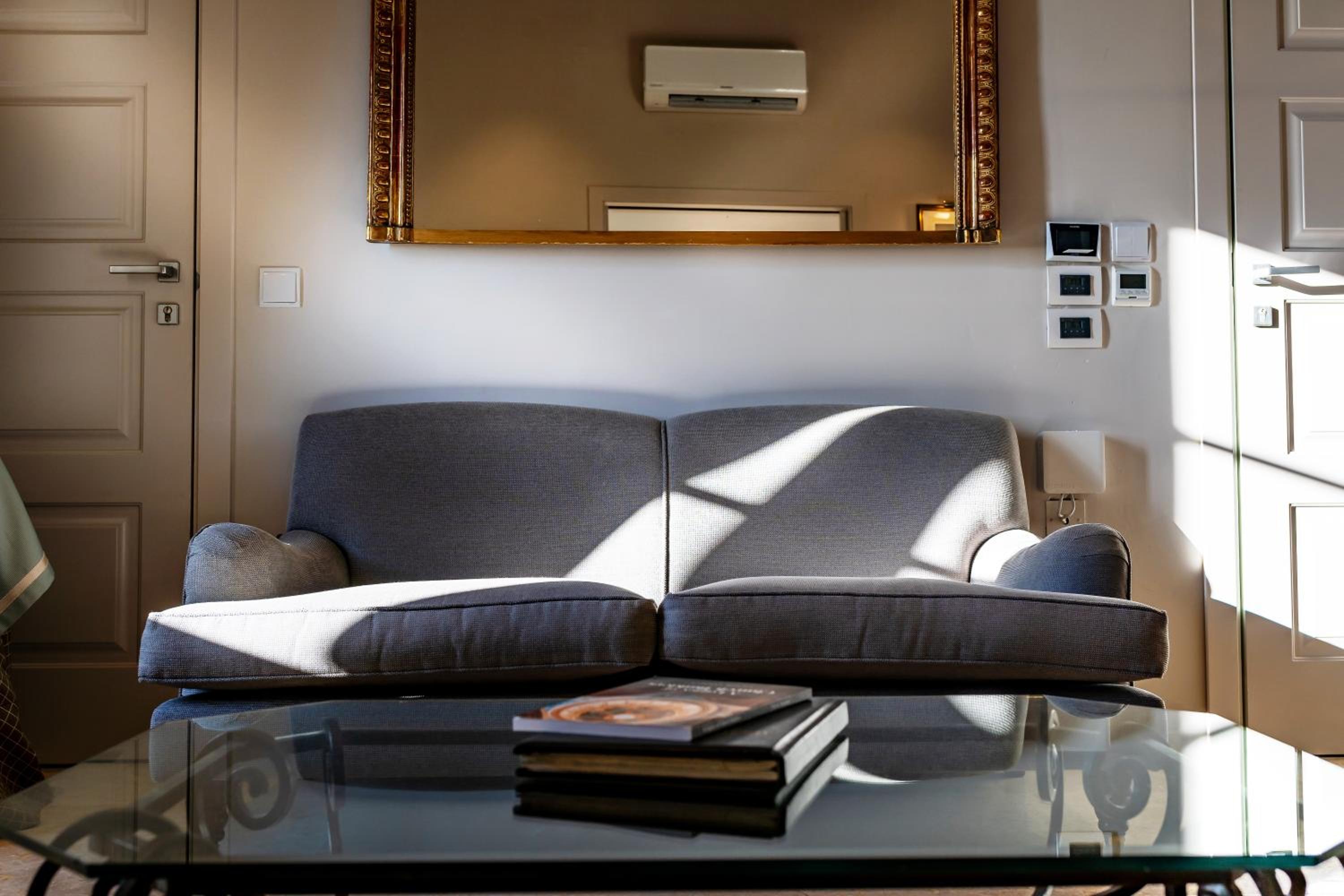 Deluxe Suite With Panoramic View - Photo 2
