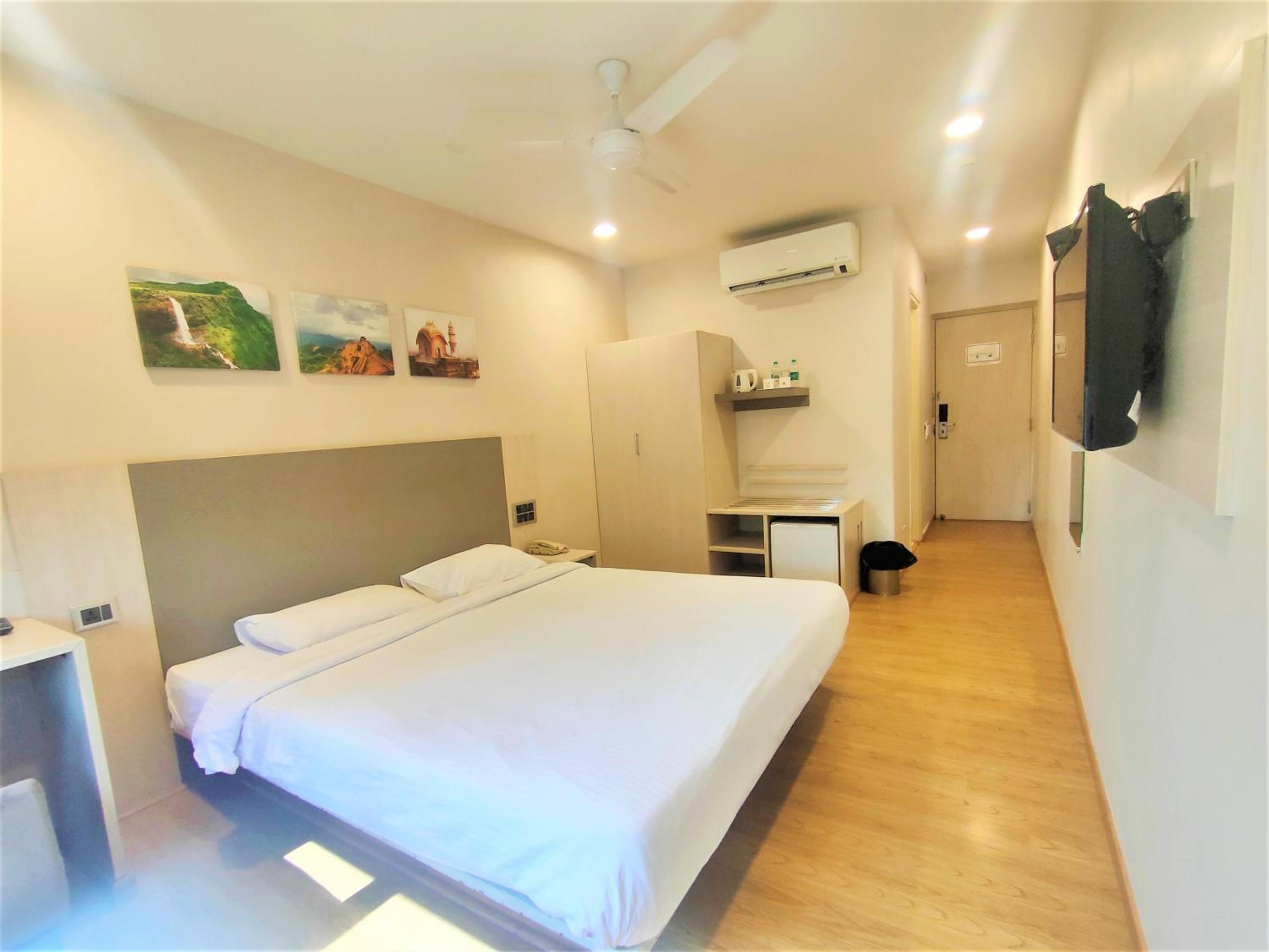 Superior Twin Room - Photo 10
