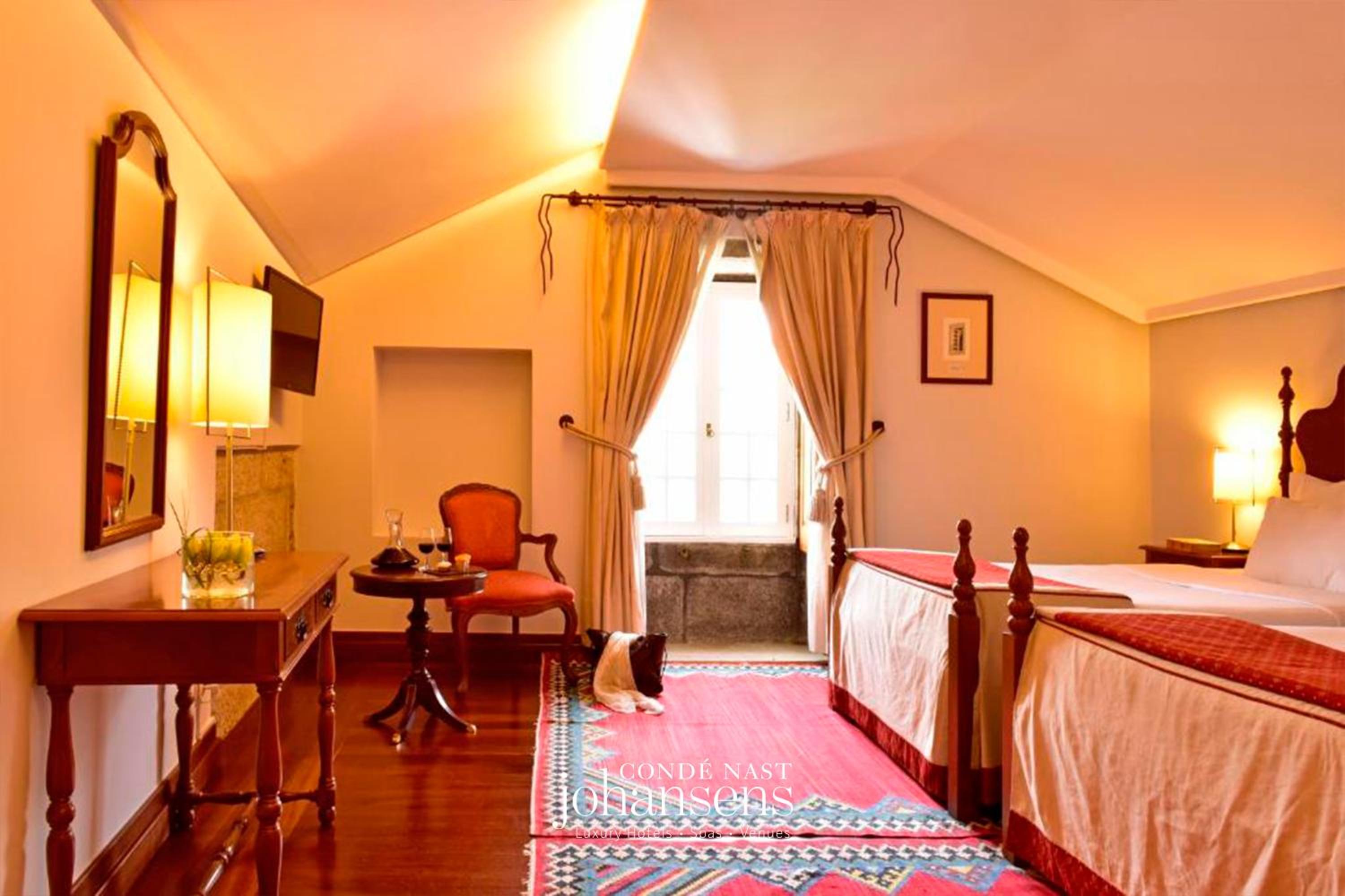 Suite - Photo 8