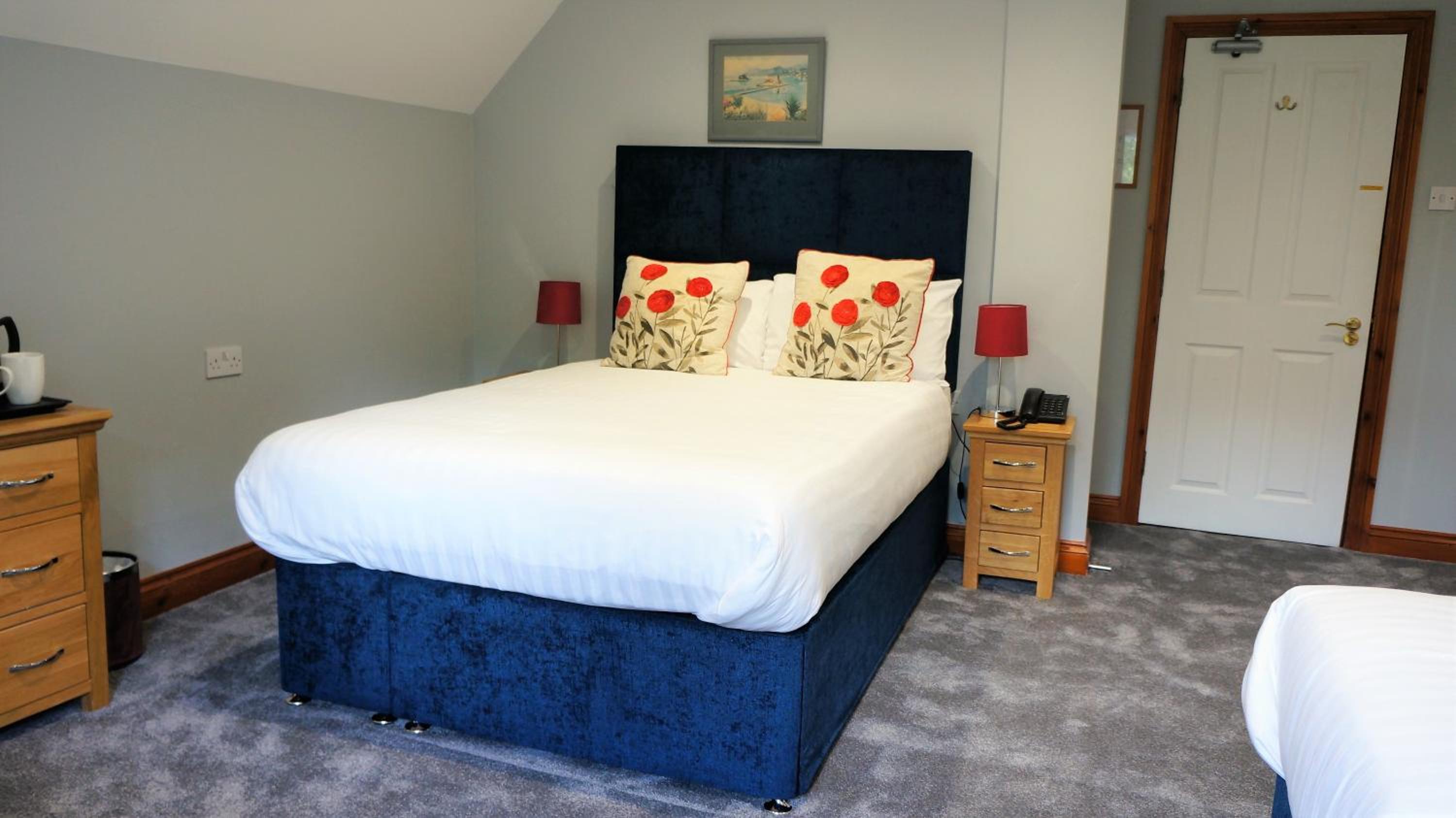 Family Room (5 Adults) - Photo 4