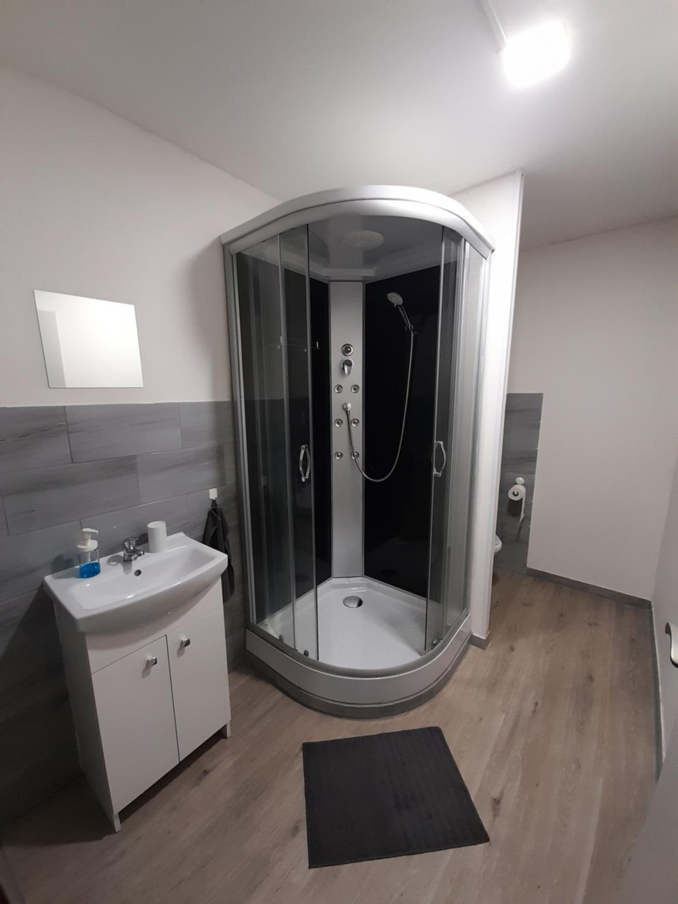 Suite - Photo 4