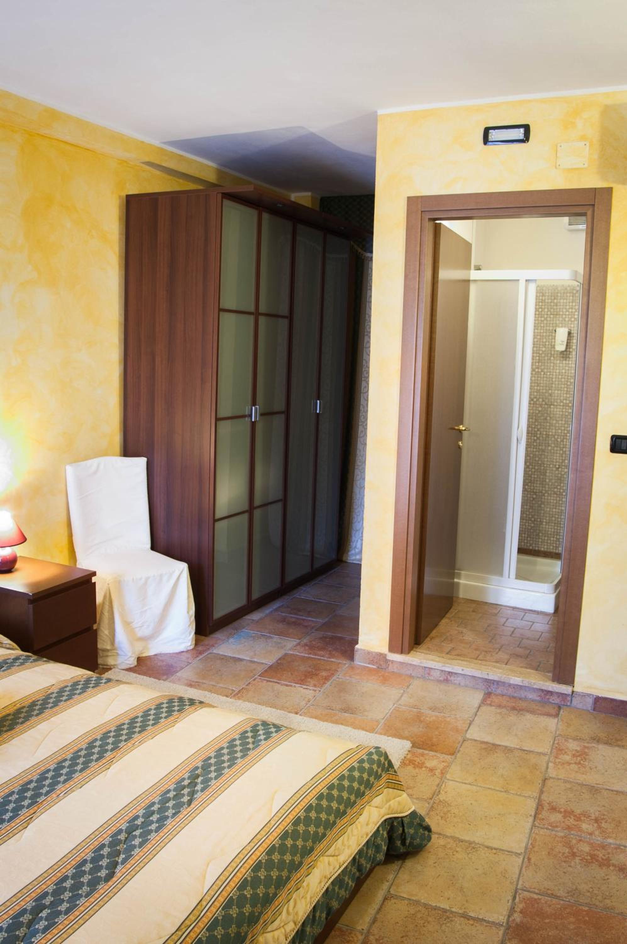 Double Room photo 3