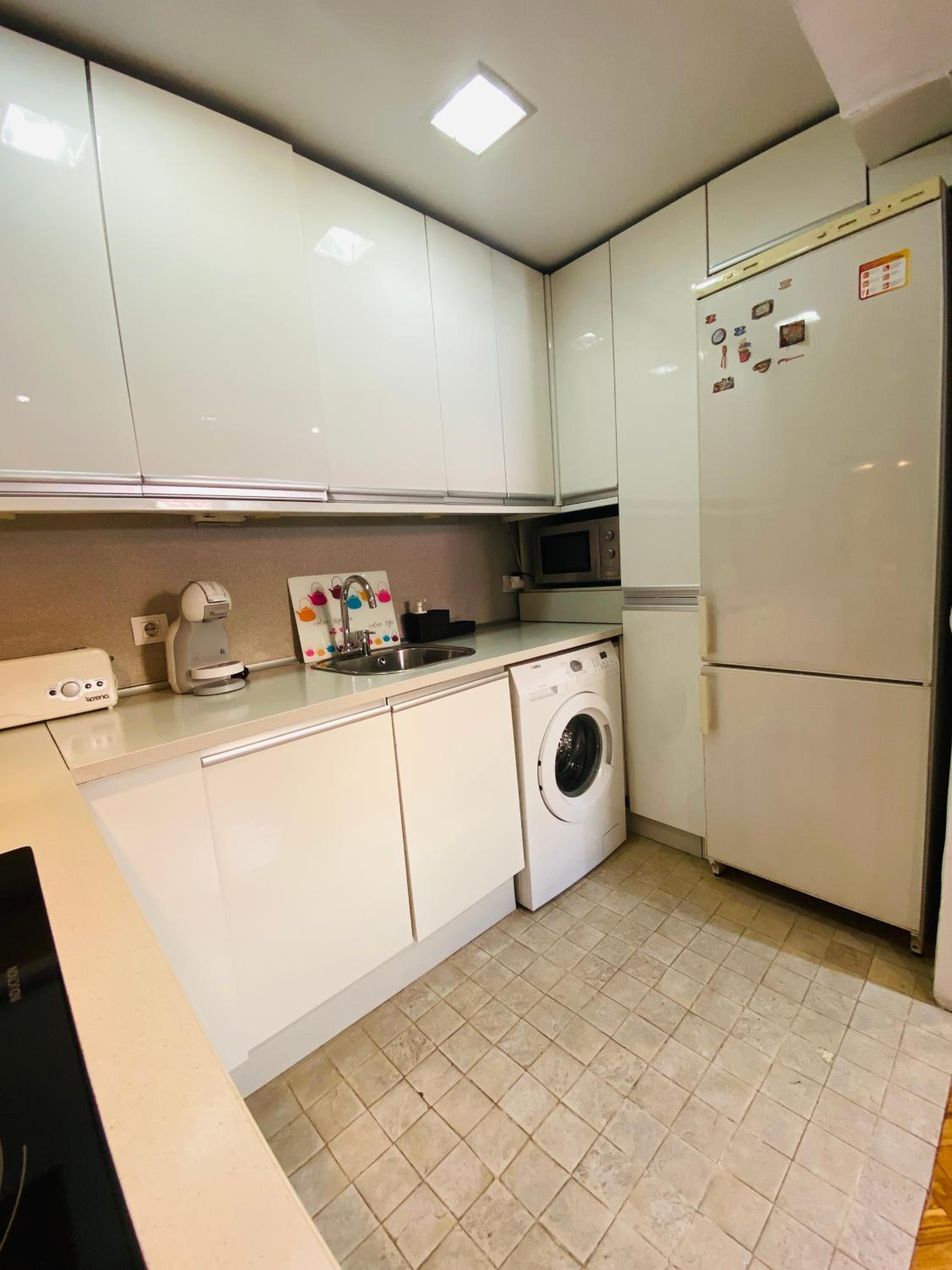One-Bedroom Apartment - Photo 17