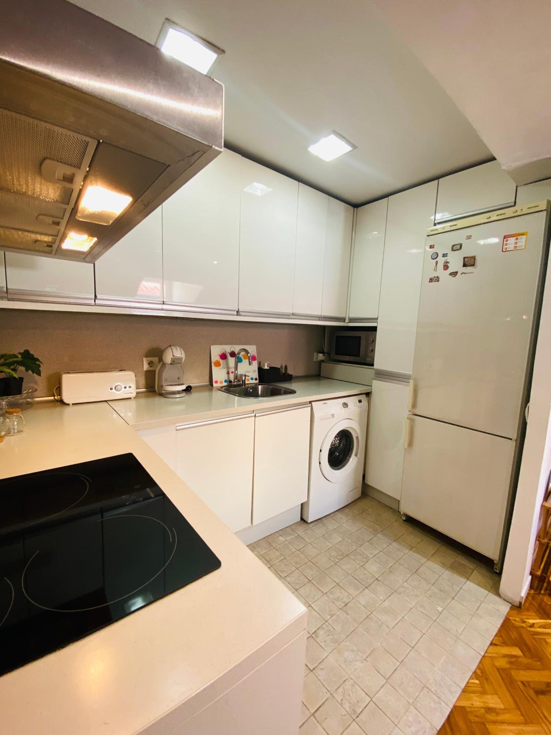 One-Bedroom Apartment - Photo 15