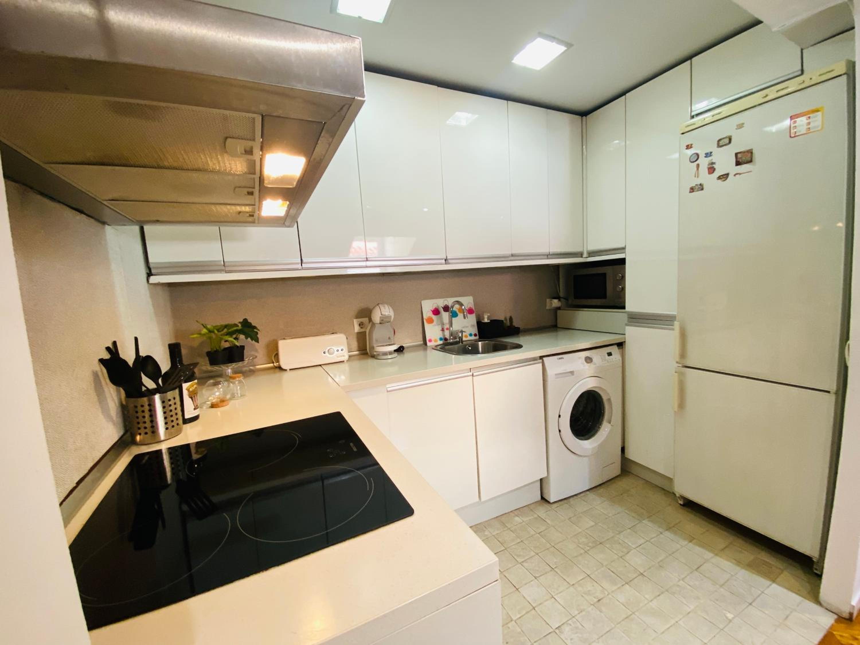 One-Bedroom Apartment - Photo 9