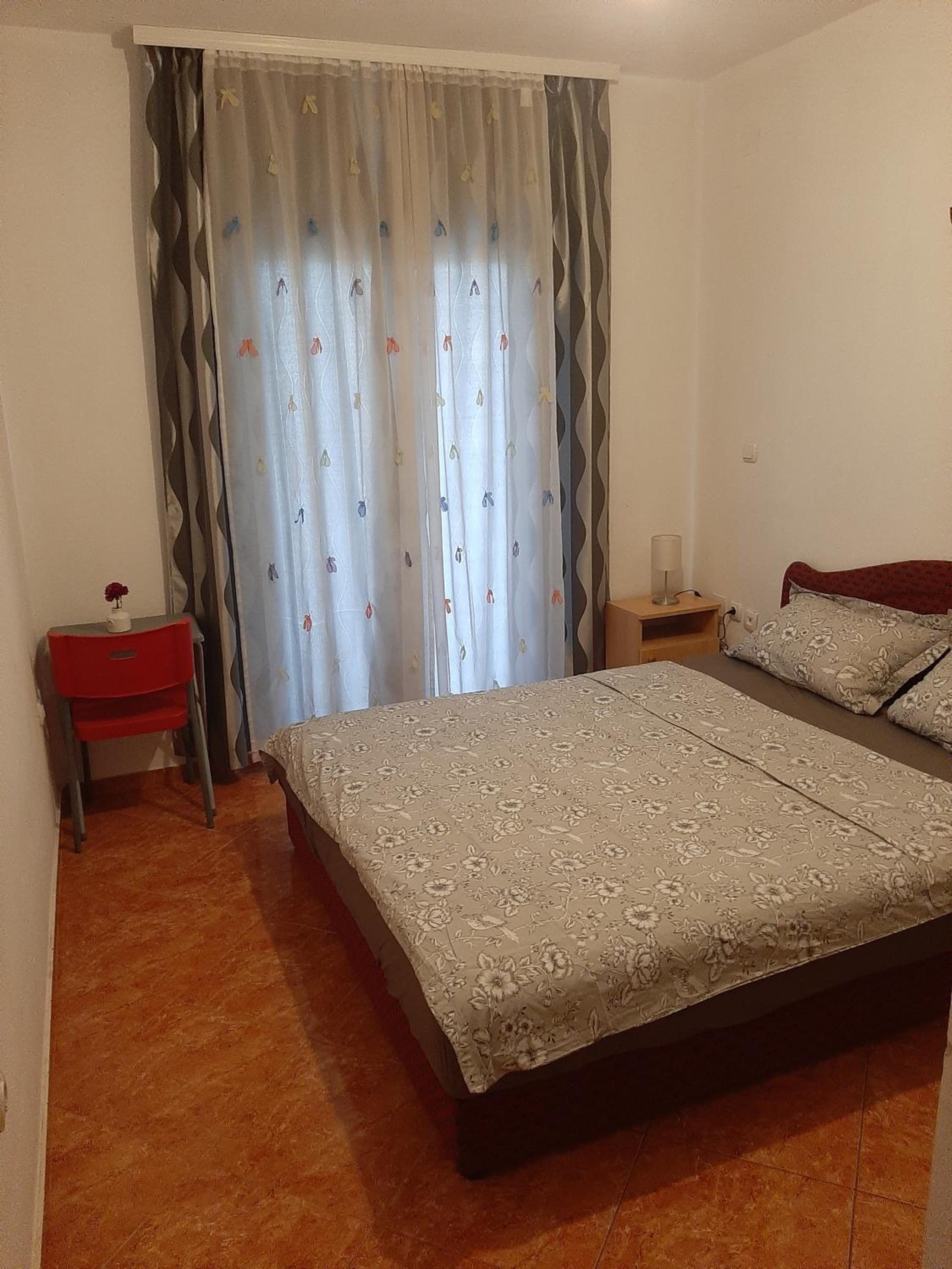Studio Apartment photo 1