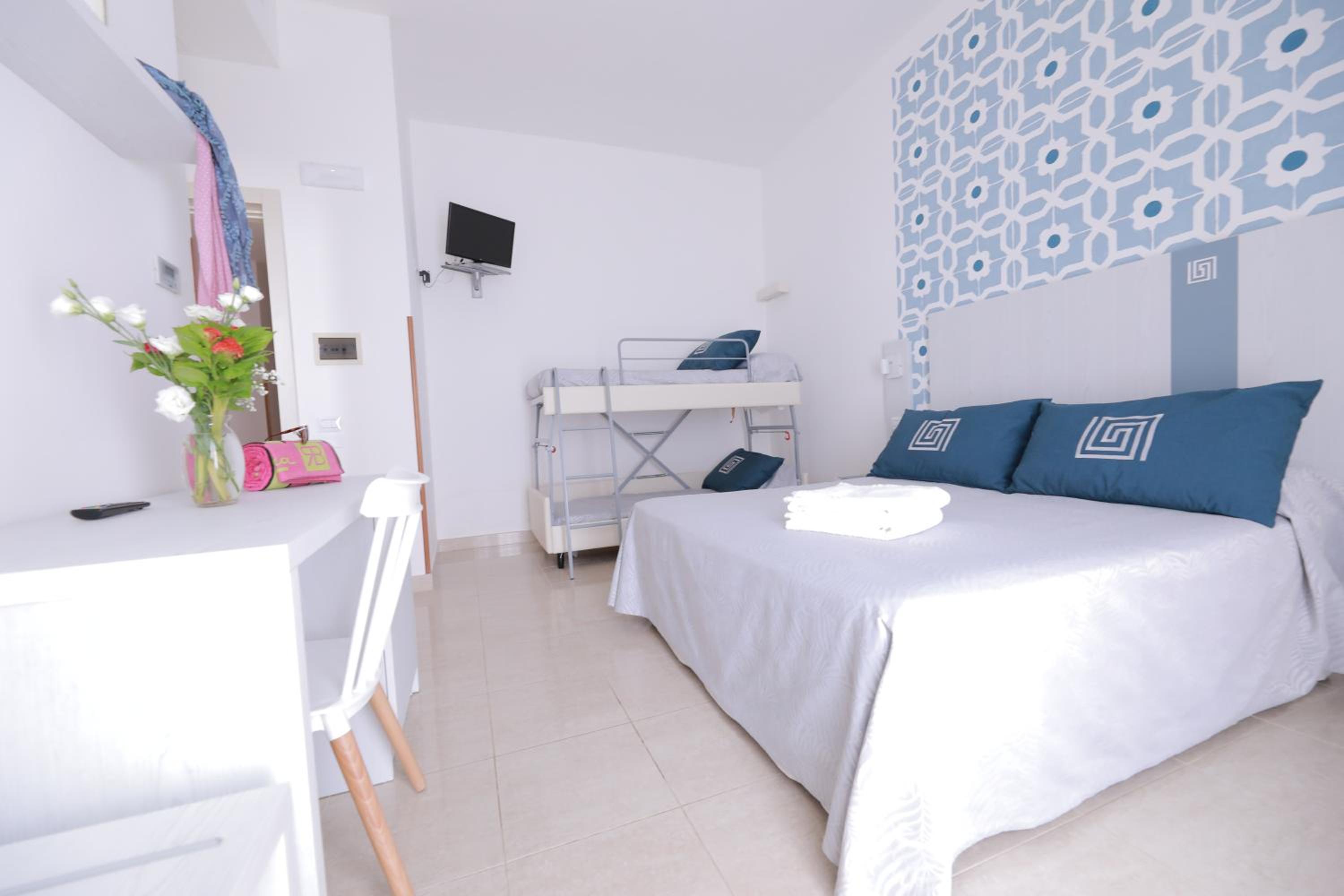 Quadruple Room photo 2