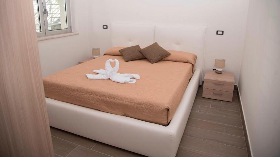 Apartment with Terrace - Photo 1