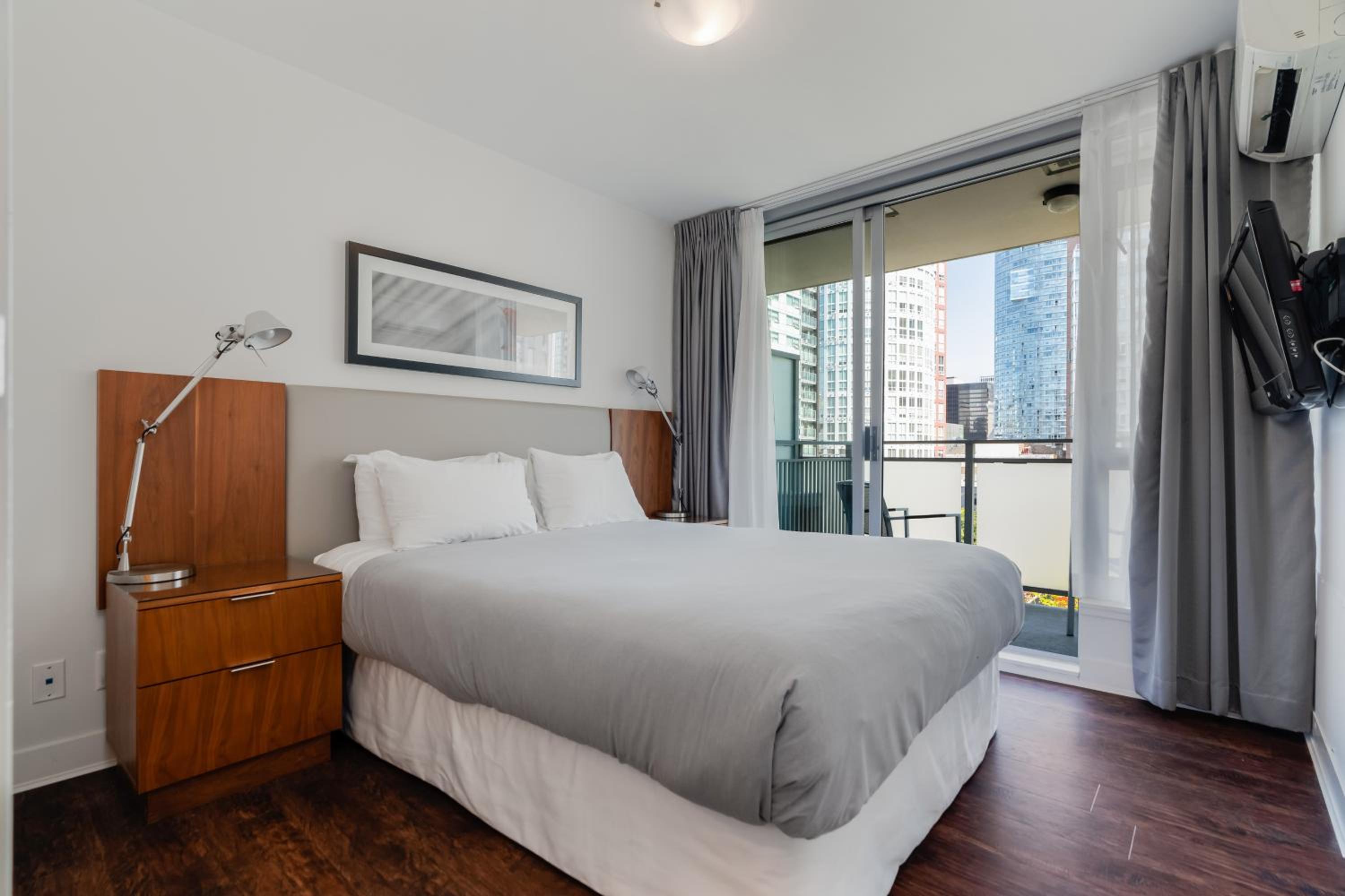 Deluxe Suite photo 1