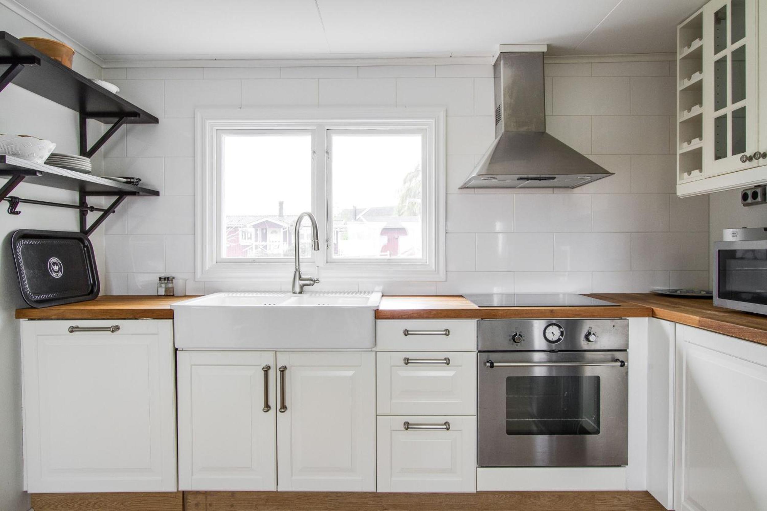 Two-Bedroom House - Photo 7