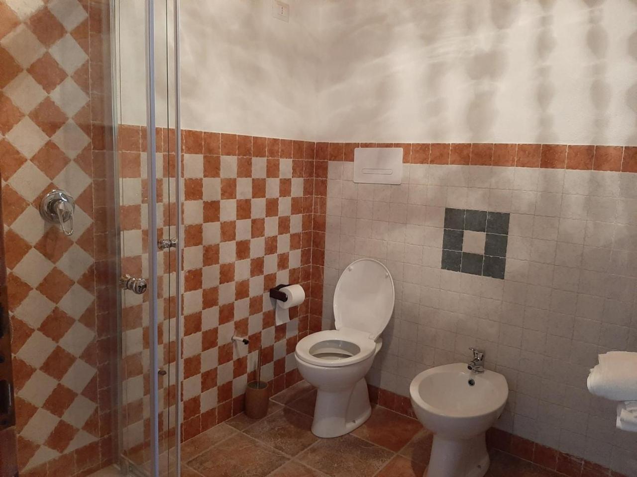 Double Room with Garden View - Photo 7