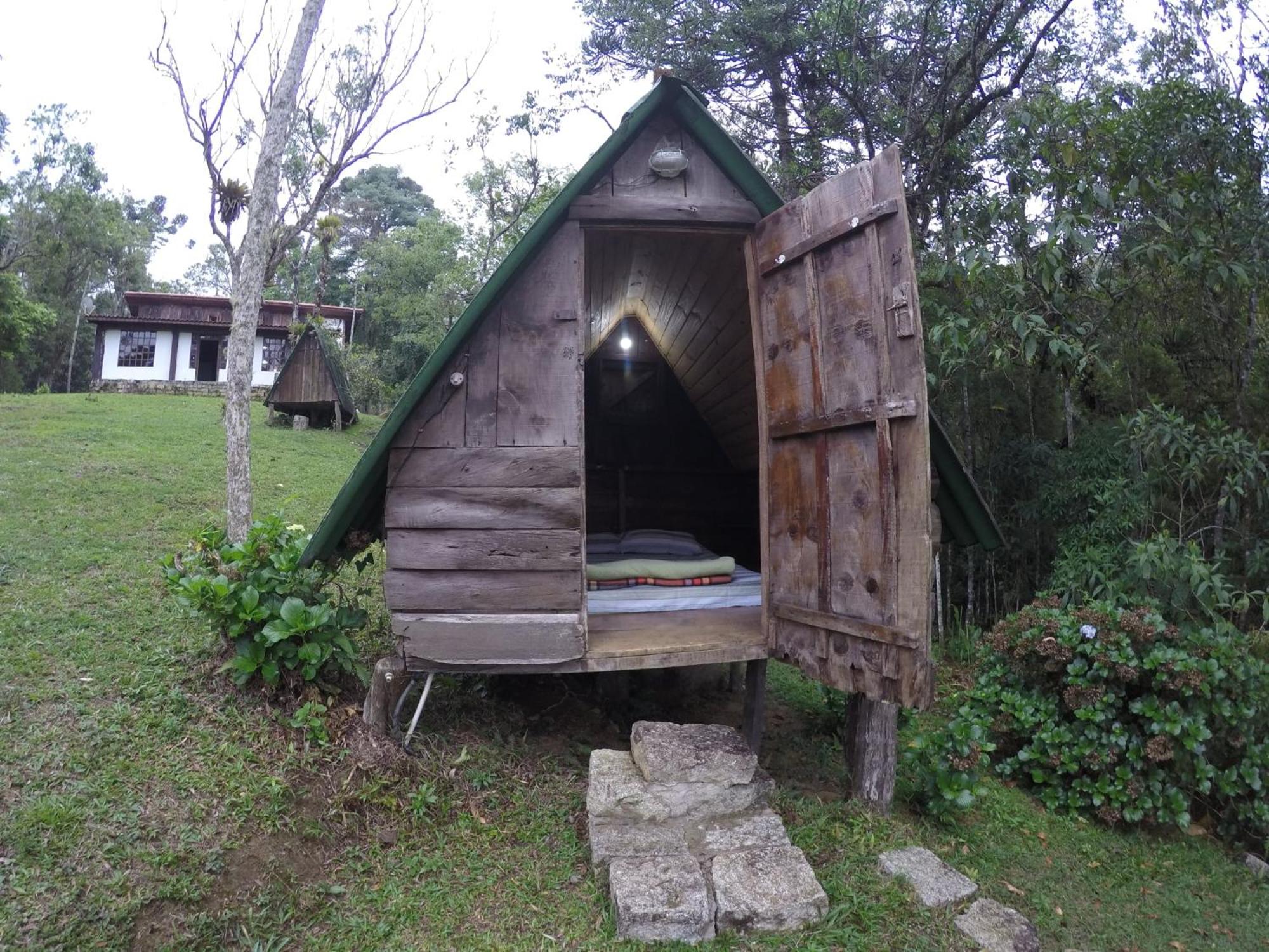 Small Cabin - Photo 1