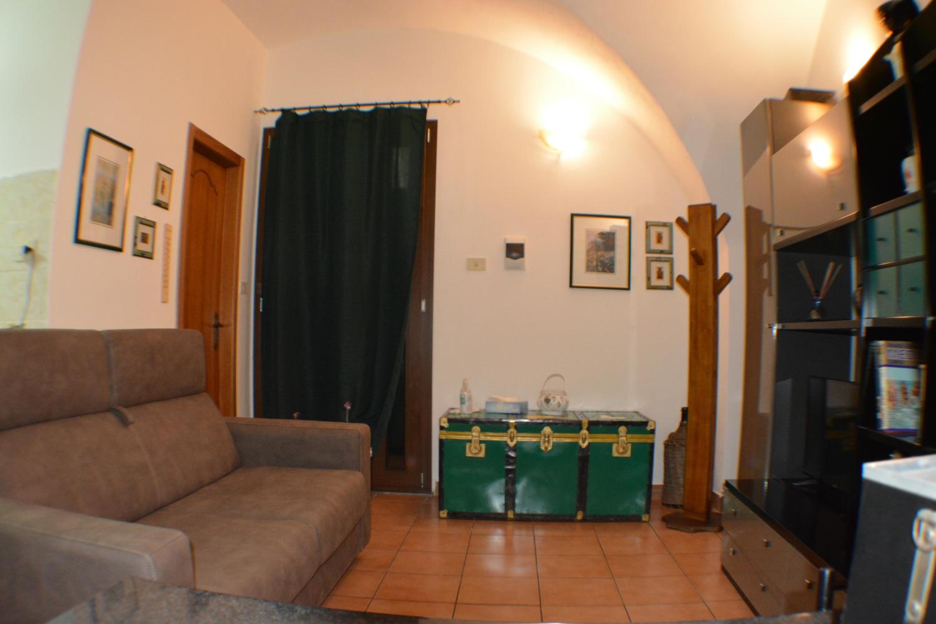 Two-Bedroom House - Photo 30