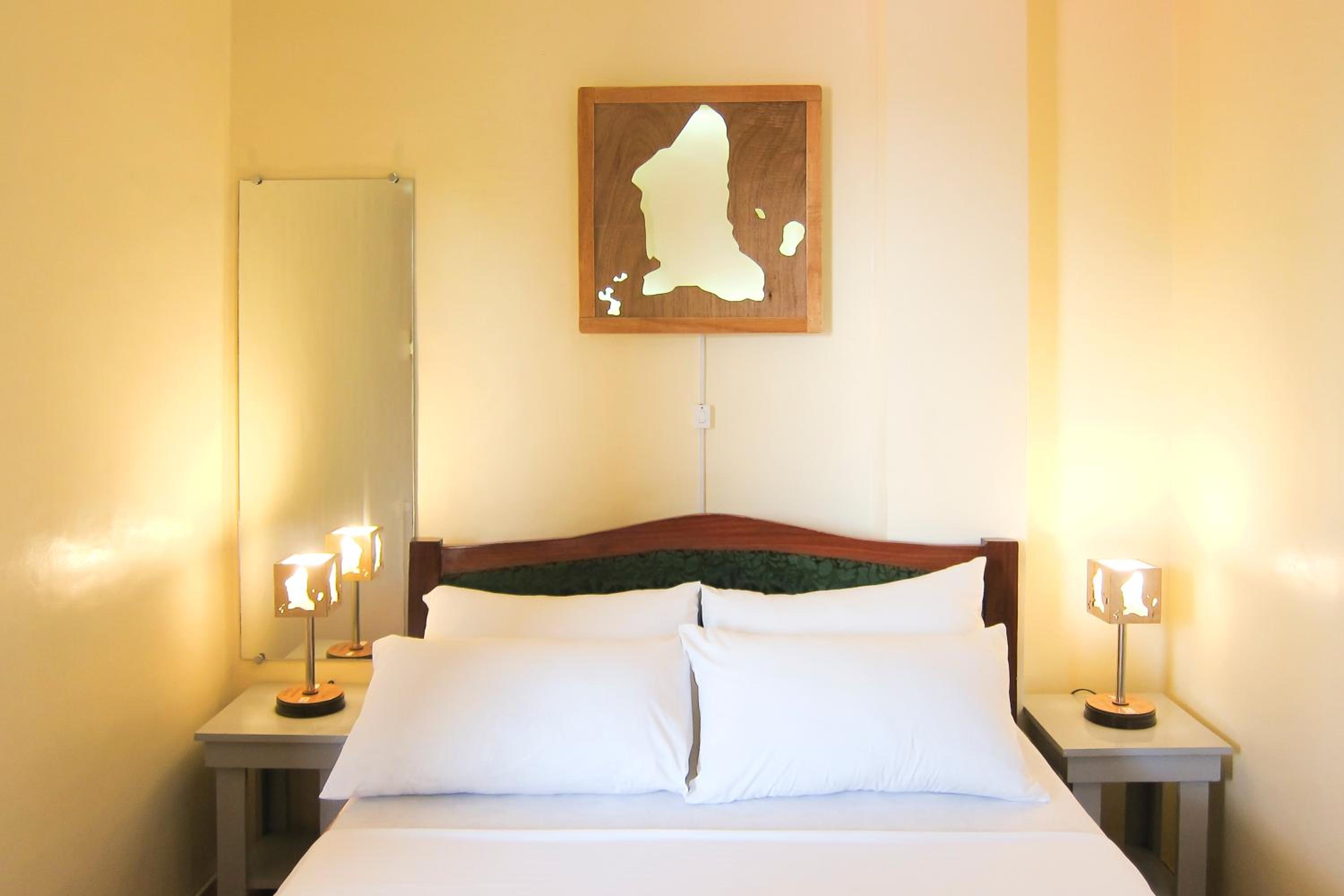Double Room with Garden View - Photo 19