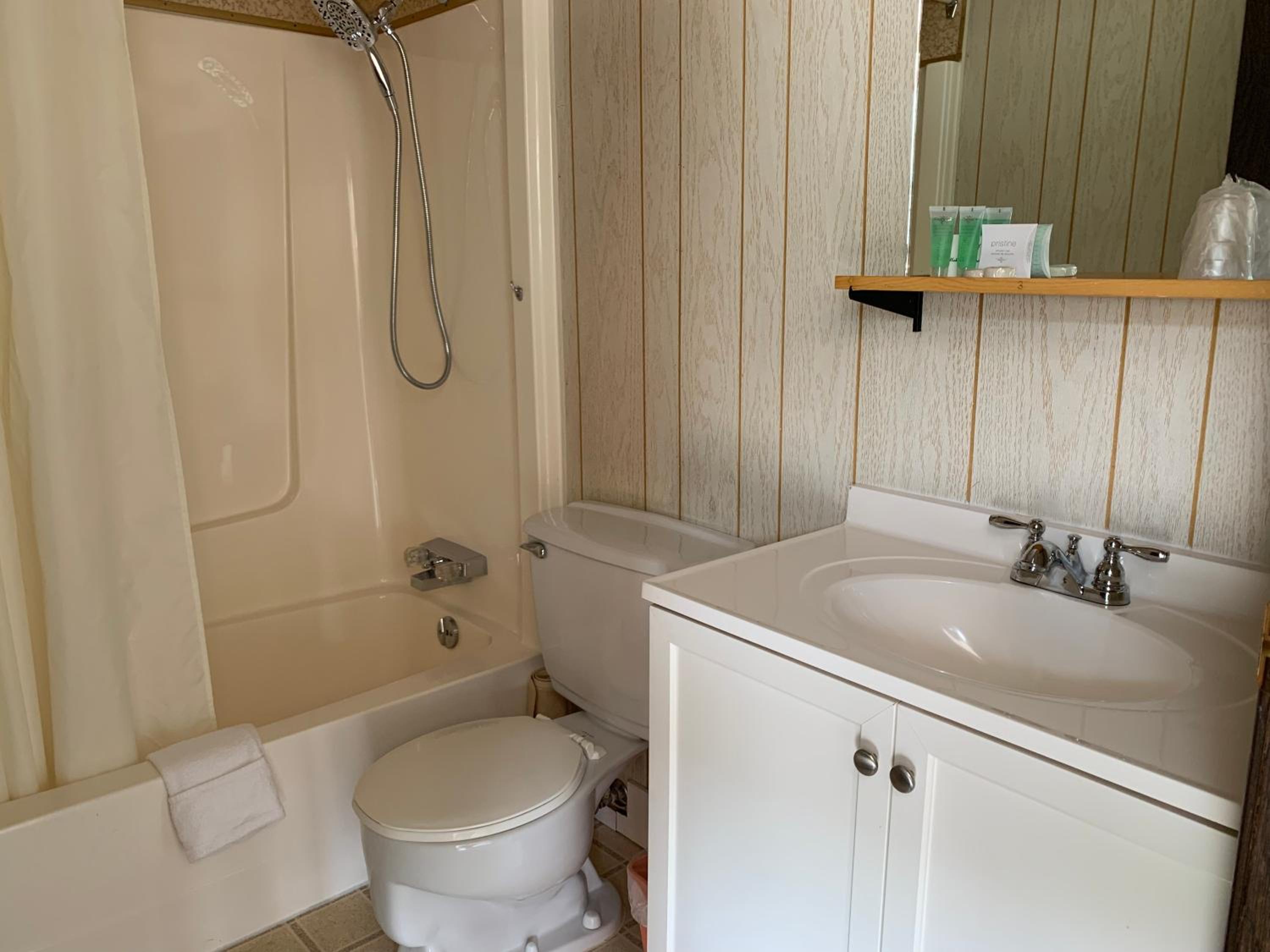 Single Room photo 3