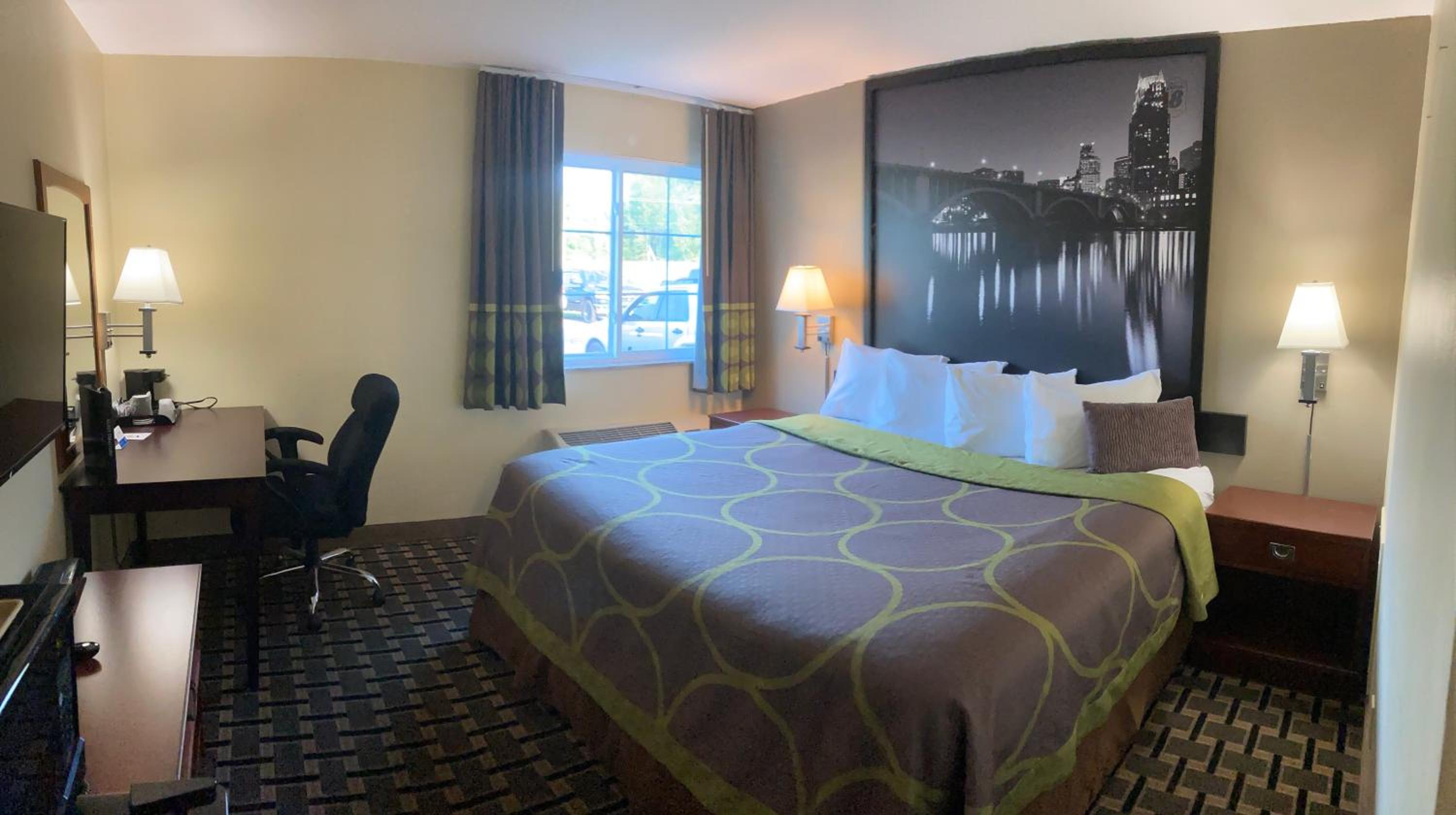 King Room - Non-Smoking photo 3