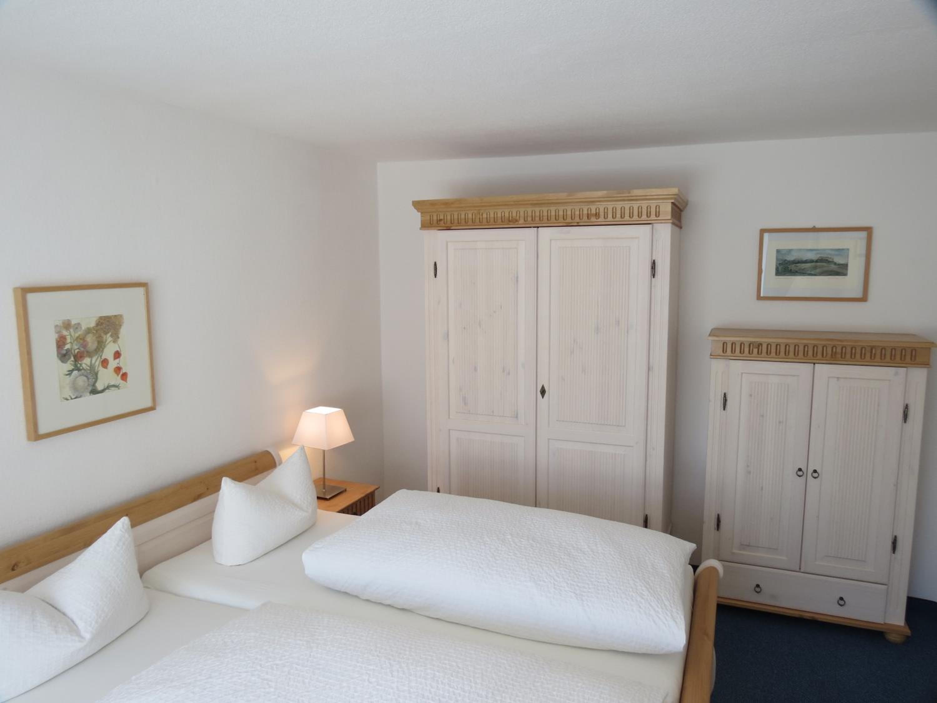 Standard Double Room - Photo 2