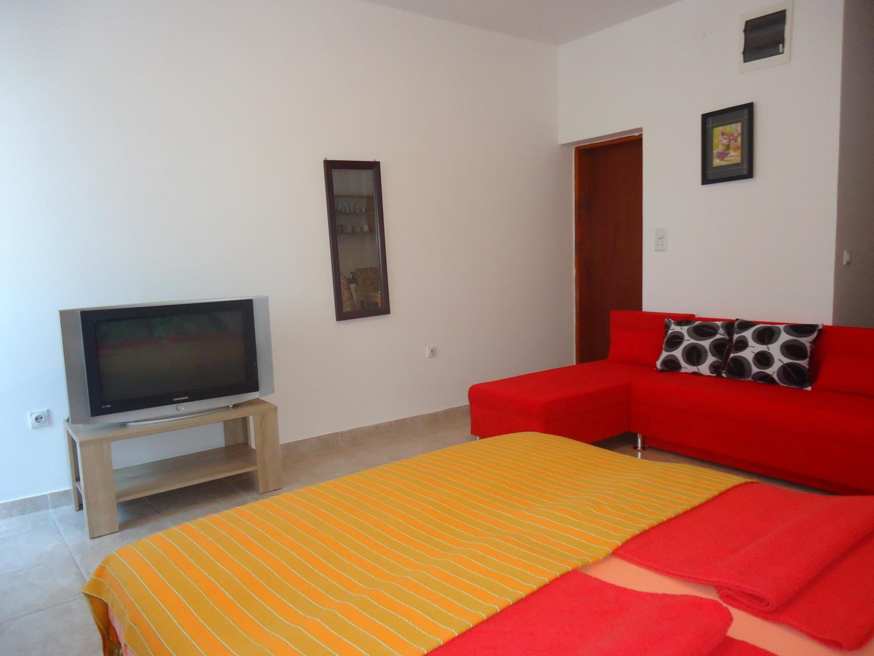 Studio with Terrace (3 Adults)