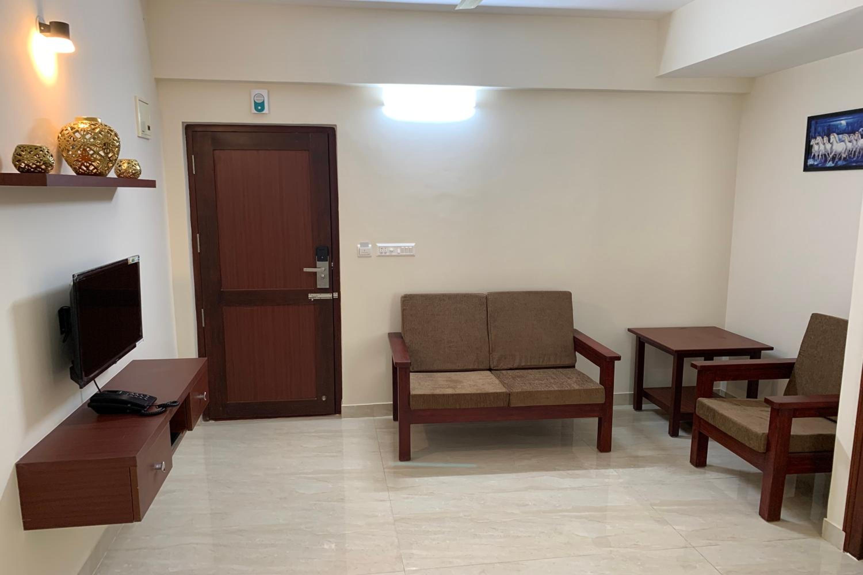 Deluxe Twin Room - Photo 2