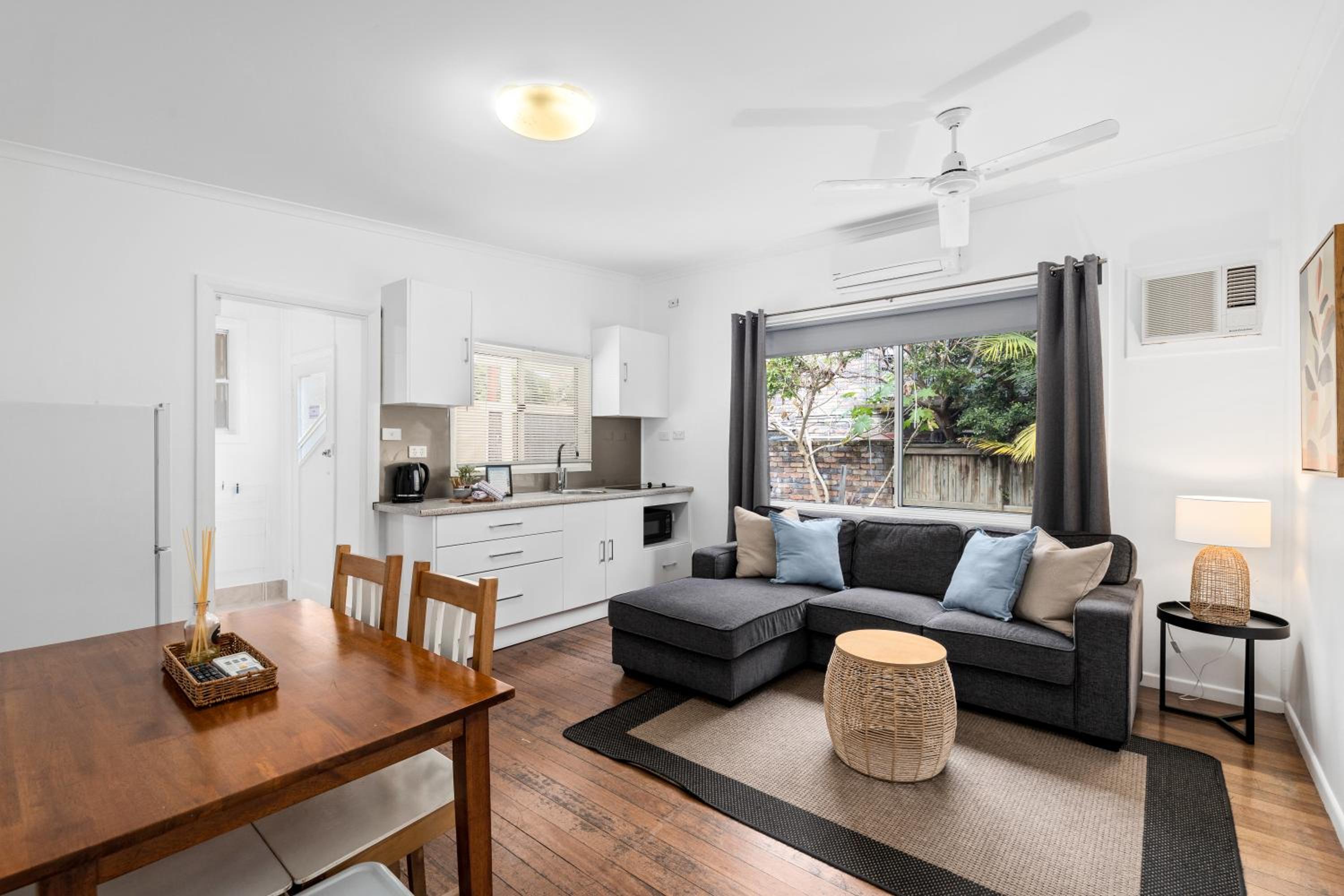 Three-Bedroom Apartment photo 1