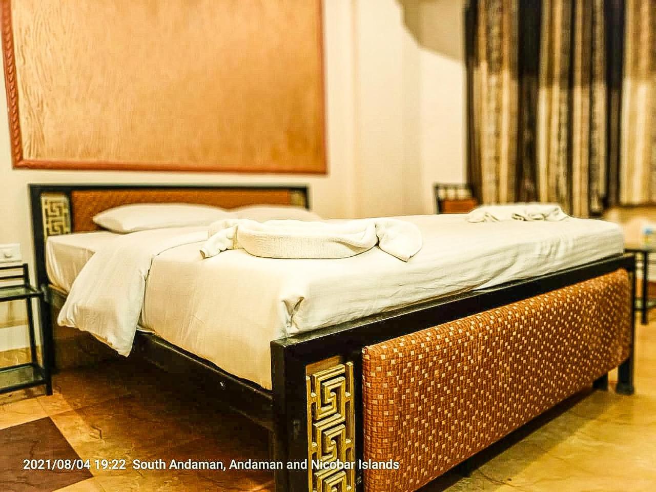 Deluxe Room - Photo 5
