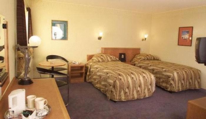 Twin Room - Photo 1